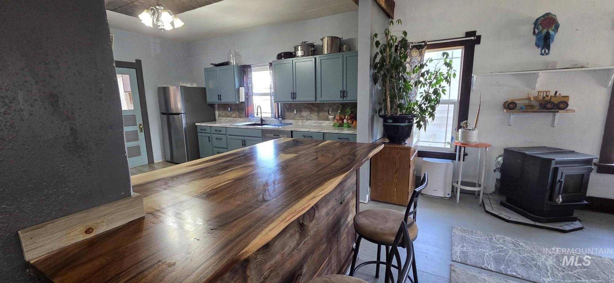 1673 Main Street, Pomeroy, Washington 99347, 4 Bedrooms, 2 Bathrooms, Residential For Sale, Price $289,000, 98976525