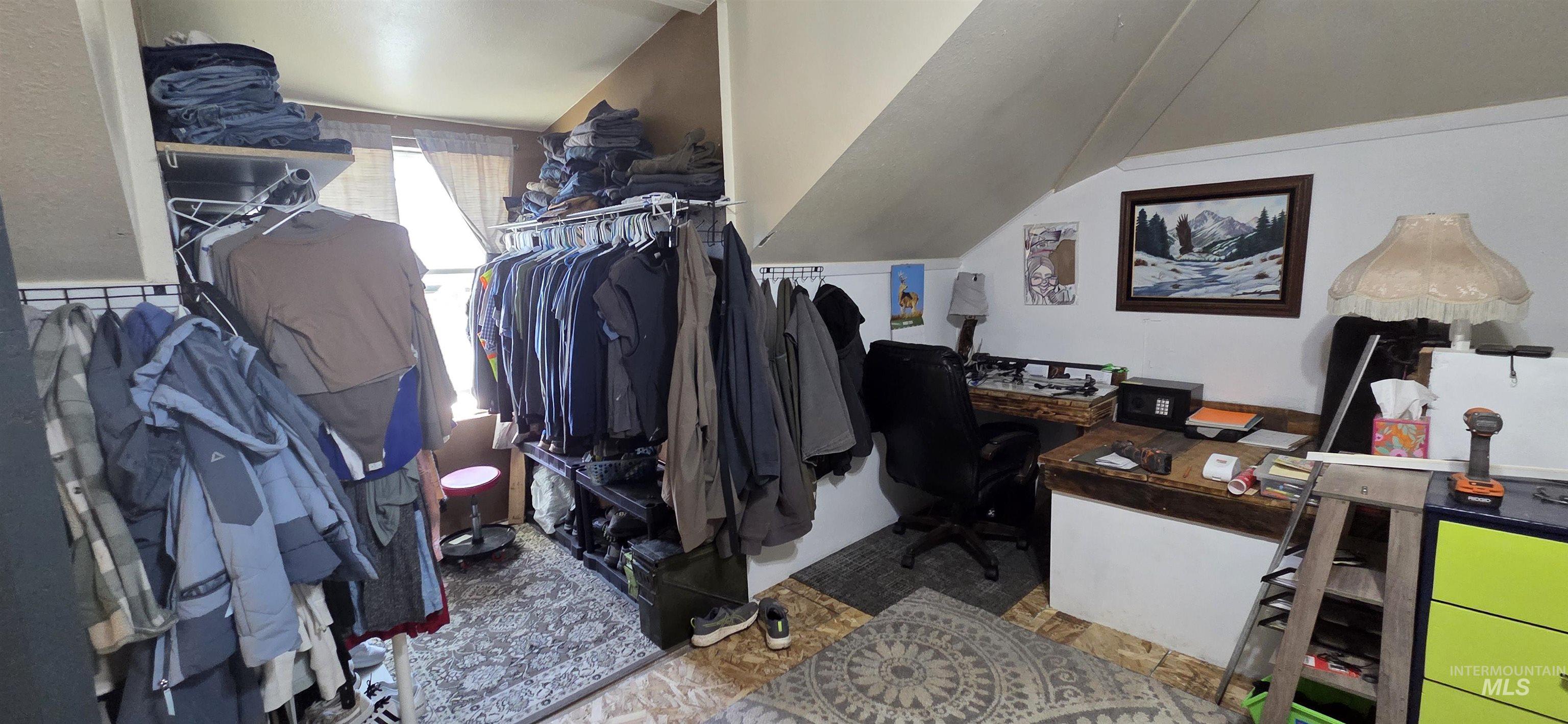 1673 Main Street, Pomeroy, Washington 99347, 4 Bedrooms, 2 Bathrooms, Residential For Sale, Price $289,000, 98976525