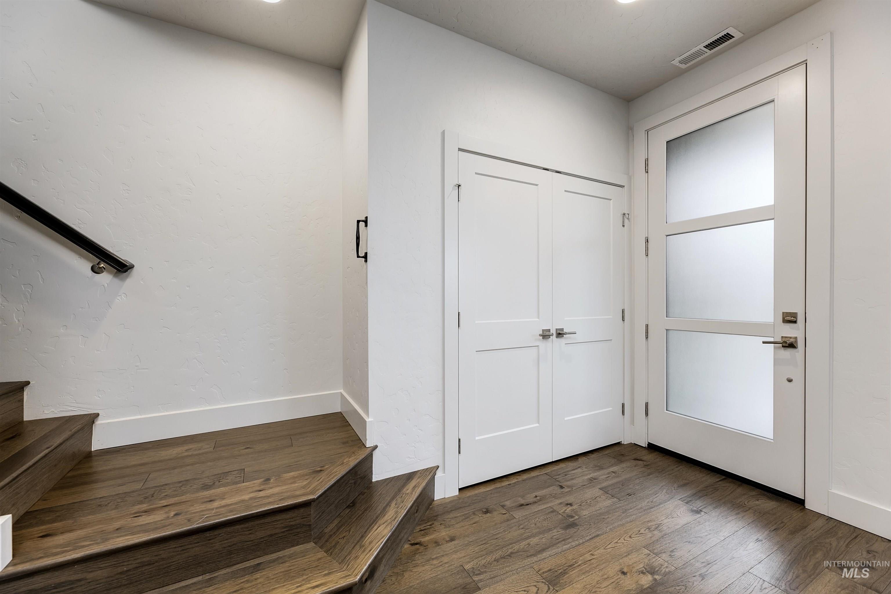 3174 S Hopes Well Way, Boise, Idaho 83716, 3 Bedrooms, 2.5 Bathrooms, Residential For Sale, Price $686,000, 98976526