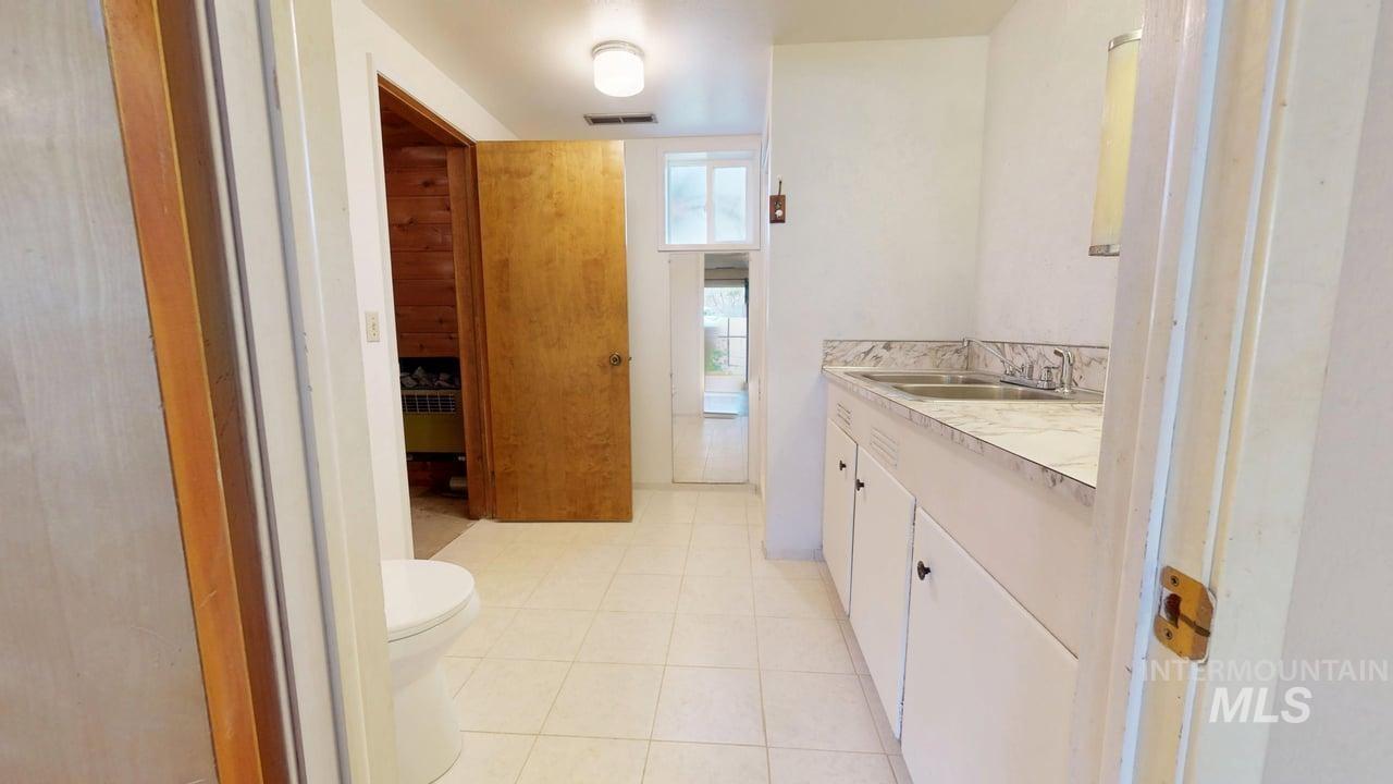 196 Main St., Juliaetta, Idaho 83535, 3 Bedrooms, 2 Bathrooms, Residential For Sale, Price $359,900, 98976528