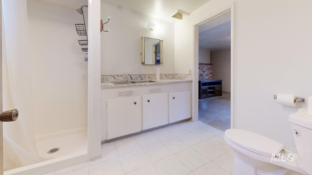 196 Main St., Juliaetta, Idaho 83535, 3 Bedrooms, 2 Bathrooms, Residential For Sale, Price $359,900, 98976528