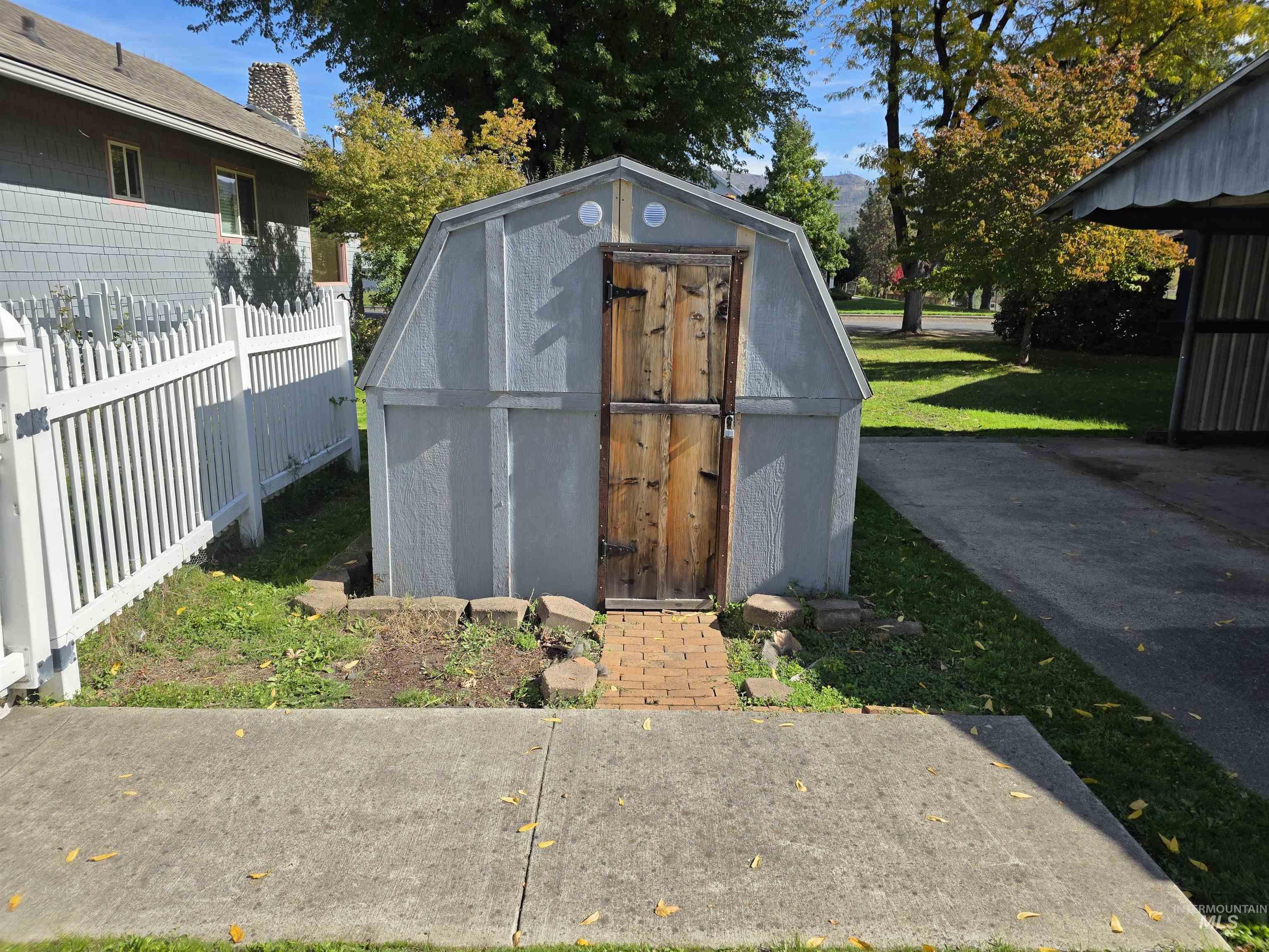 710 Idaho St, Kamiah, Idaho 83536, 4 Bedrooms, 2 Bathrooms, Residential For Sale, Price $305,000, 98976532