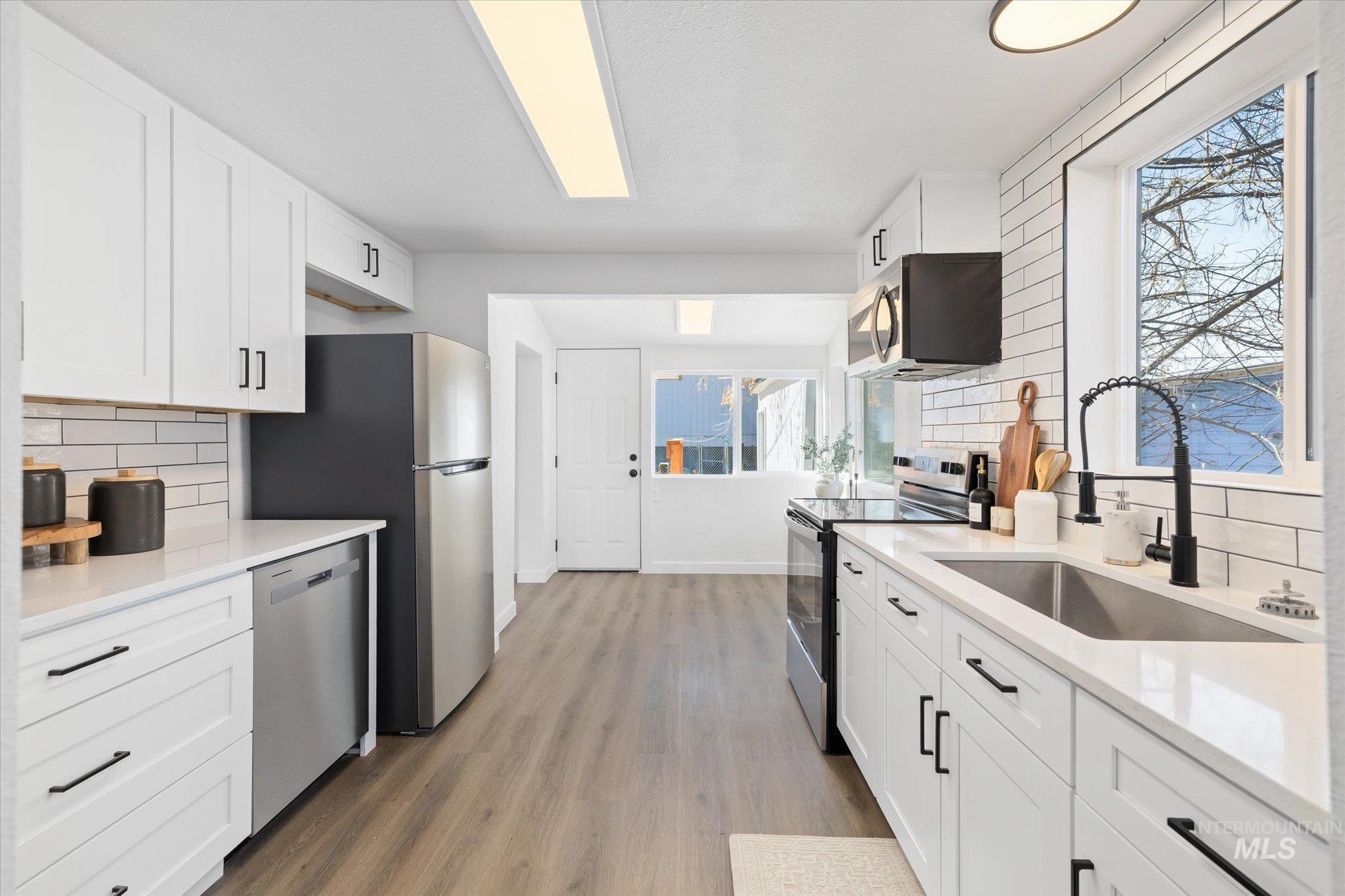 455 S 2nd E, Mountain Home, Idaho 83647, 4 Bedrooms, 1.5 Bathrooms, Residential For Sale, Price $289,000, 98976533