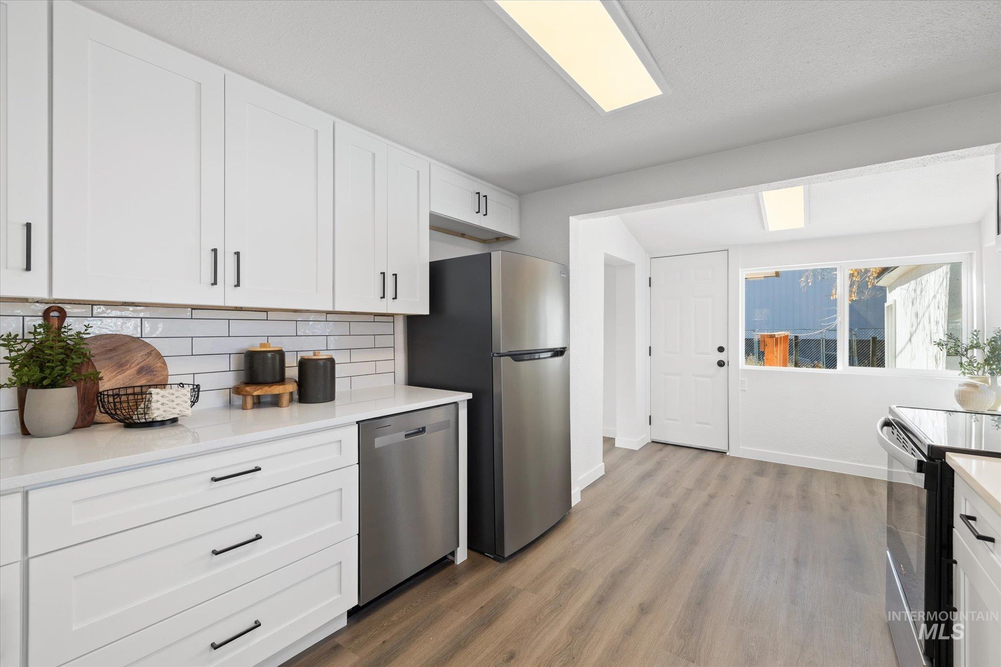 455 S 2nd E, Mountain Home, Idaho 83647, 4 Bedrooms, 1.5 Bathrooms, Residential For Sale, Price $289,000, 98976533