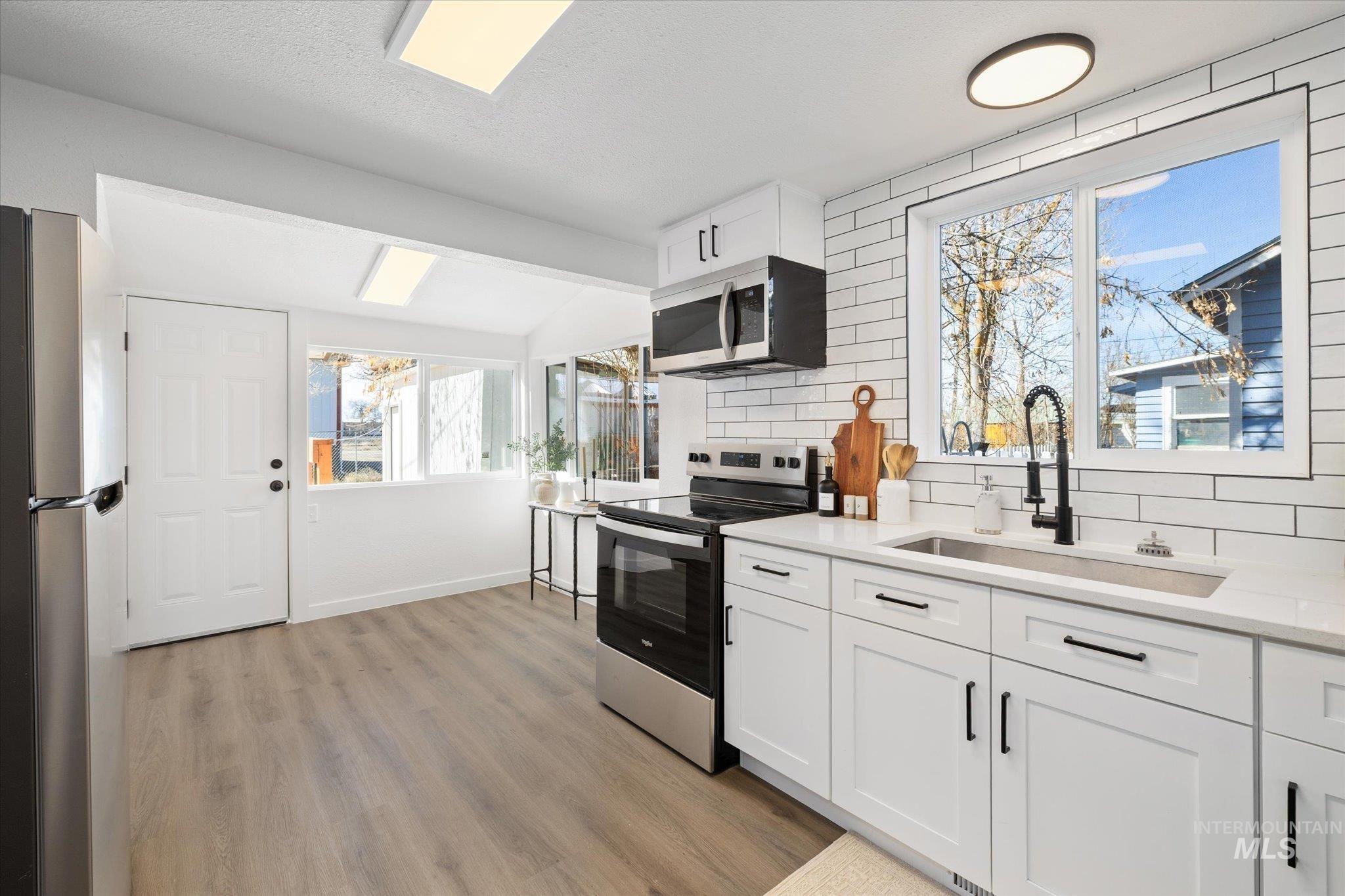 455 S 2nd E, Mountain Home, Idaho 83647, 4 Bedrooms, 1.5 Bathrooms, Residential For Sale, Price $289,000, 98976533