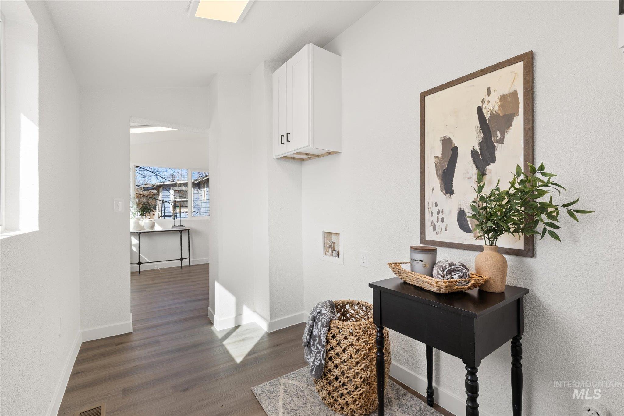 455 S 2nd E, Mountain Home, Idaho 83647, 4 Bedrooms, 1.5 Bathrooms, Residential For Sale, Price $289,000, 98976533