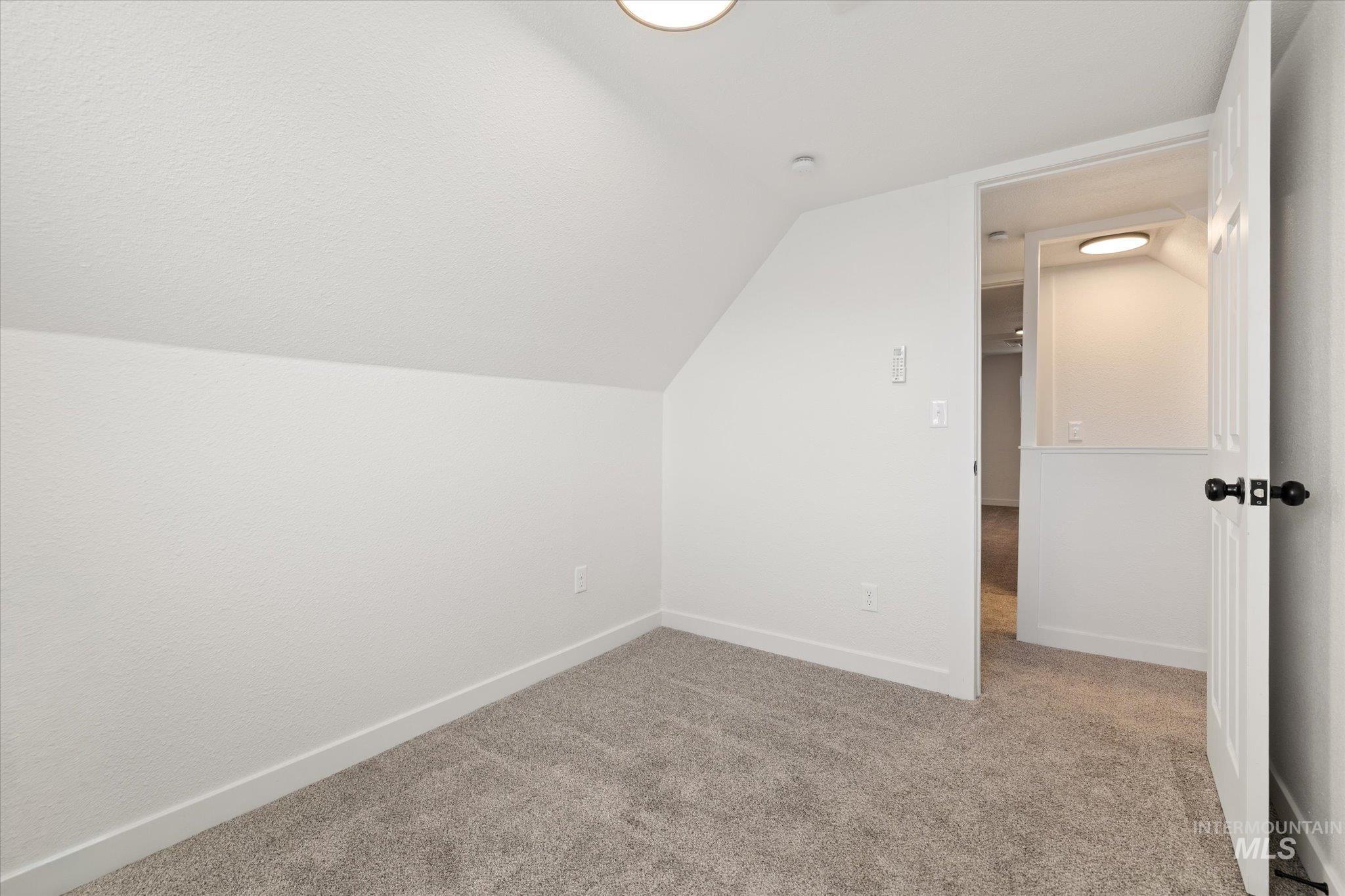 455 S 2nd E, Mountain Home, Idaho 83647, 4 Bedrooms, 1.5 Bathrooms, Residential For Sale, Price $289,000, 98976533