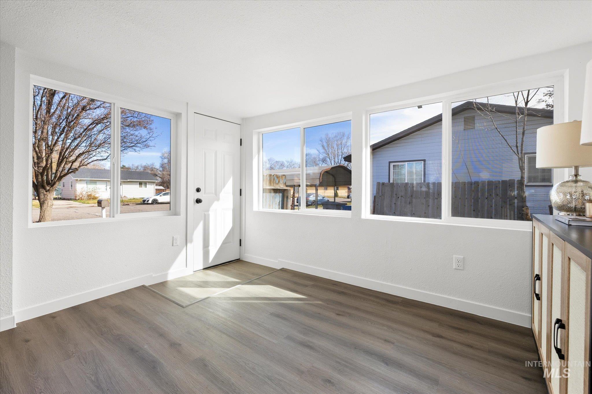 455 S 2nd E, Mountain Home, Idaho 83647, 4 Bedrooms, 1.5 Bathrooms, Residential For Sale, Price $289,000, 98976533