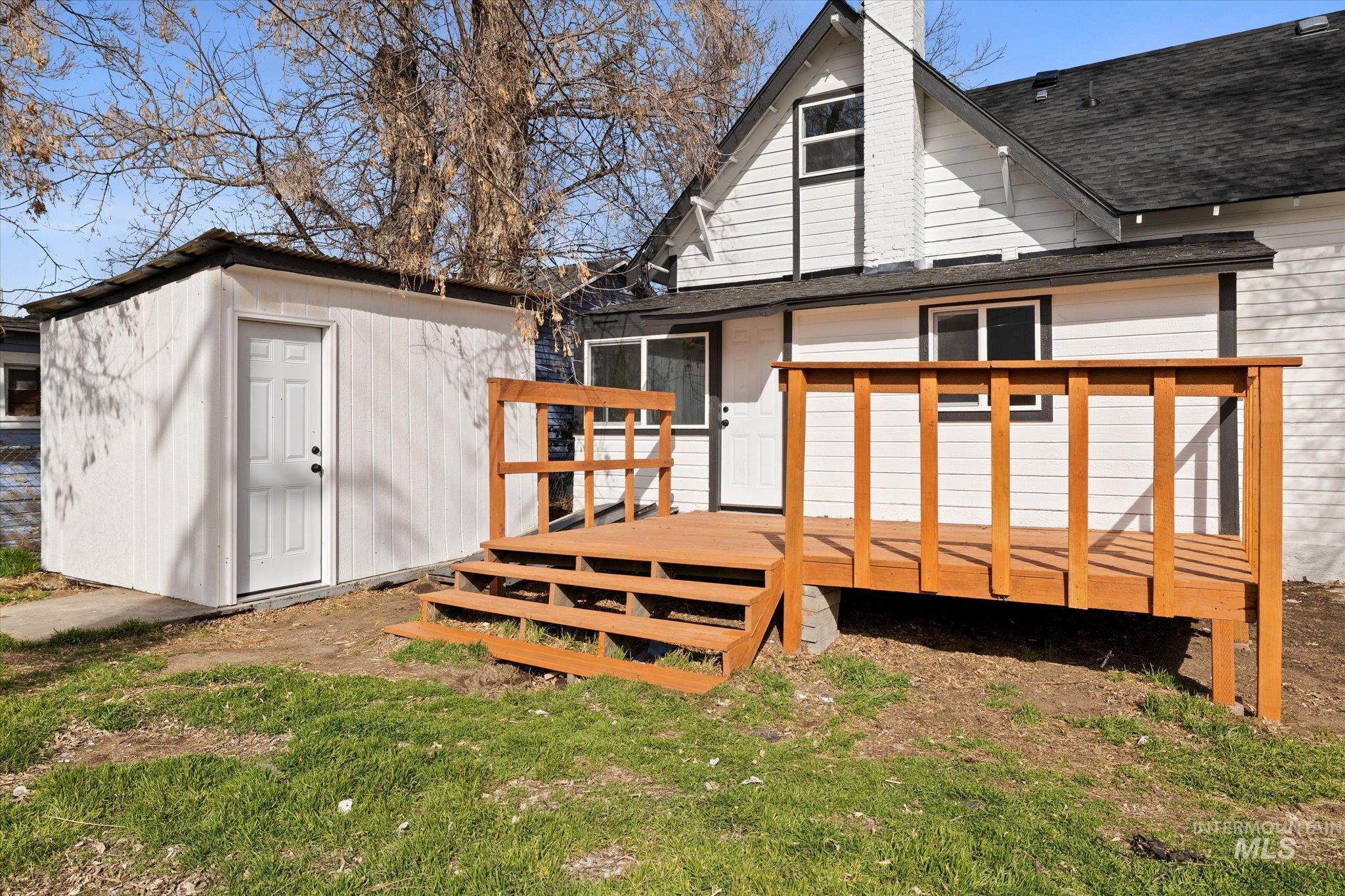 455 S 2nd E, Mountain Home, Idaho 83647, 4 Bedrooms, 1.5 Bathrooms, Residential For Sale, Price $289,000, 98976533