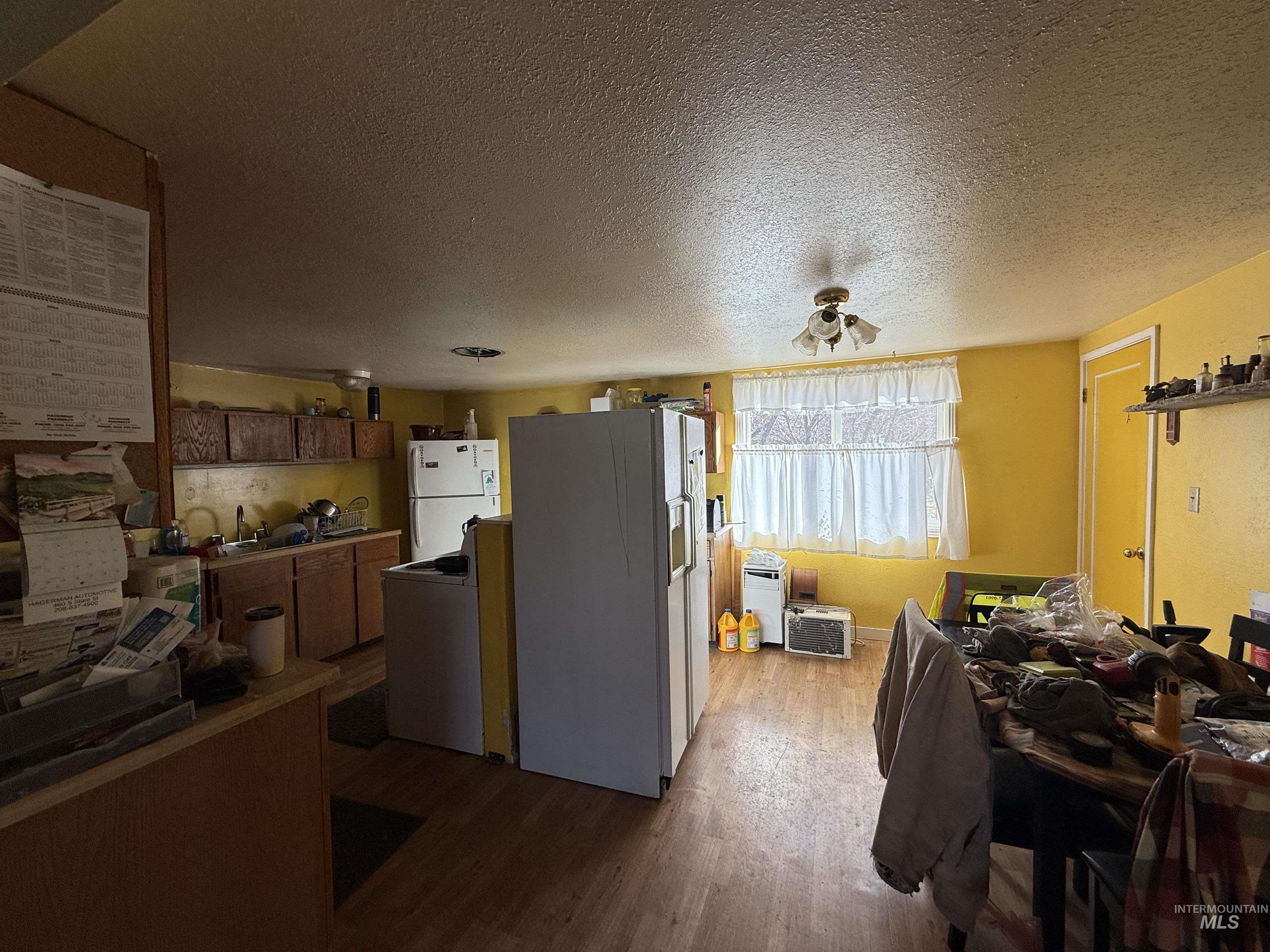 180 Bruneau, Hagerman, Idaho 83332, 3 Bedrooms, 1 Bathroom, Residential For Sale, Price $230,000, 98976535