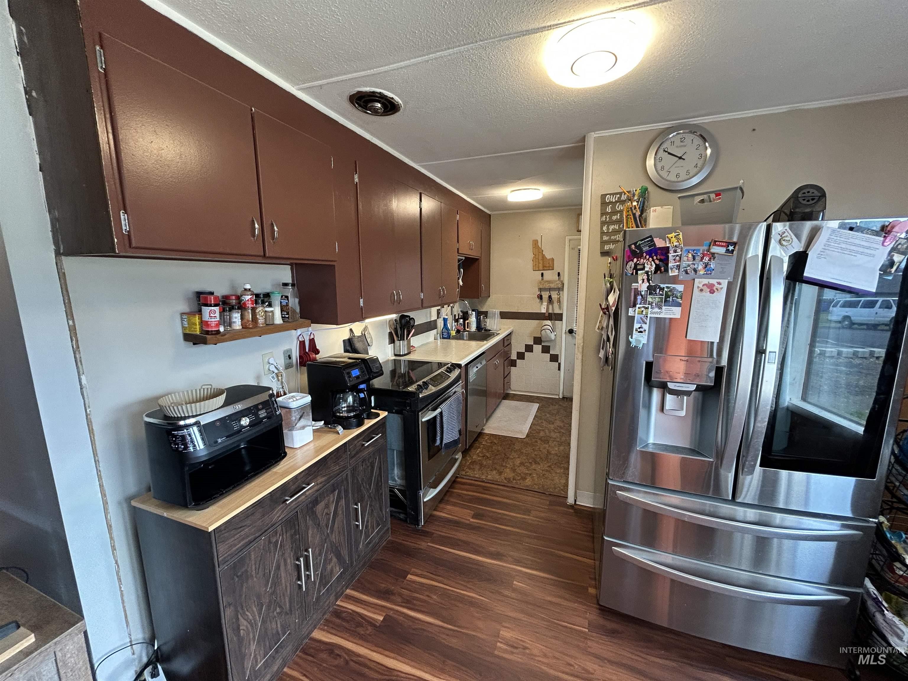 2613 9th Ave., Lewiston, Idaho 83501, 2 Bedrooms, 2 Bathrooms, Residential For Sale, Price $314,900, 98976538