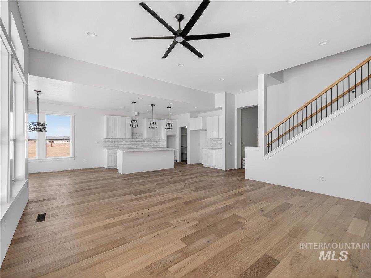 8B Clydesdale Lane, Parma, Idaho 83660, 4 Bedrooms, 2.5 Bathrooms, Residential For Sale, Price $998,900, 98976539