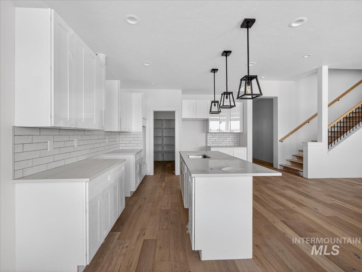 8B Clydesdale Lane, Parma, Idaho 83660, 4 Bedrooms, 2.5 Bathrooms, Residential For Sale, Price $998,900, 98976539