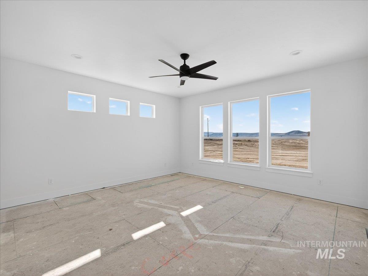 8B Clydesdale Lane, Parma, Idaho 83660, 4 Bedrooms, 2.5 Bathrooms, Residential For Sale, Price $998,900, 98976539