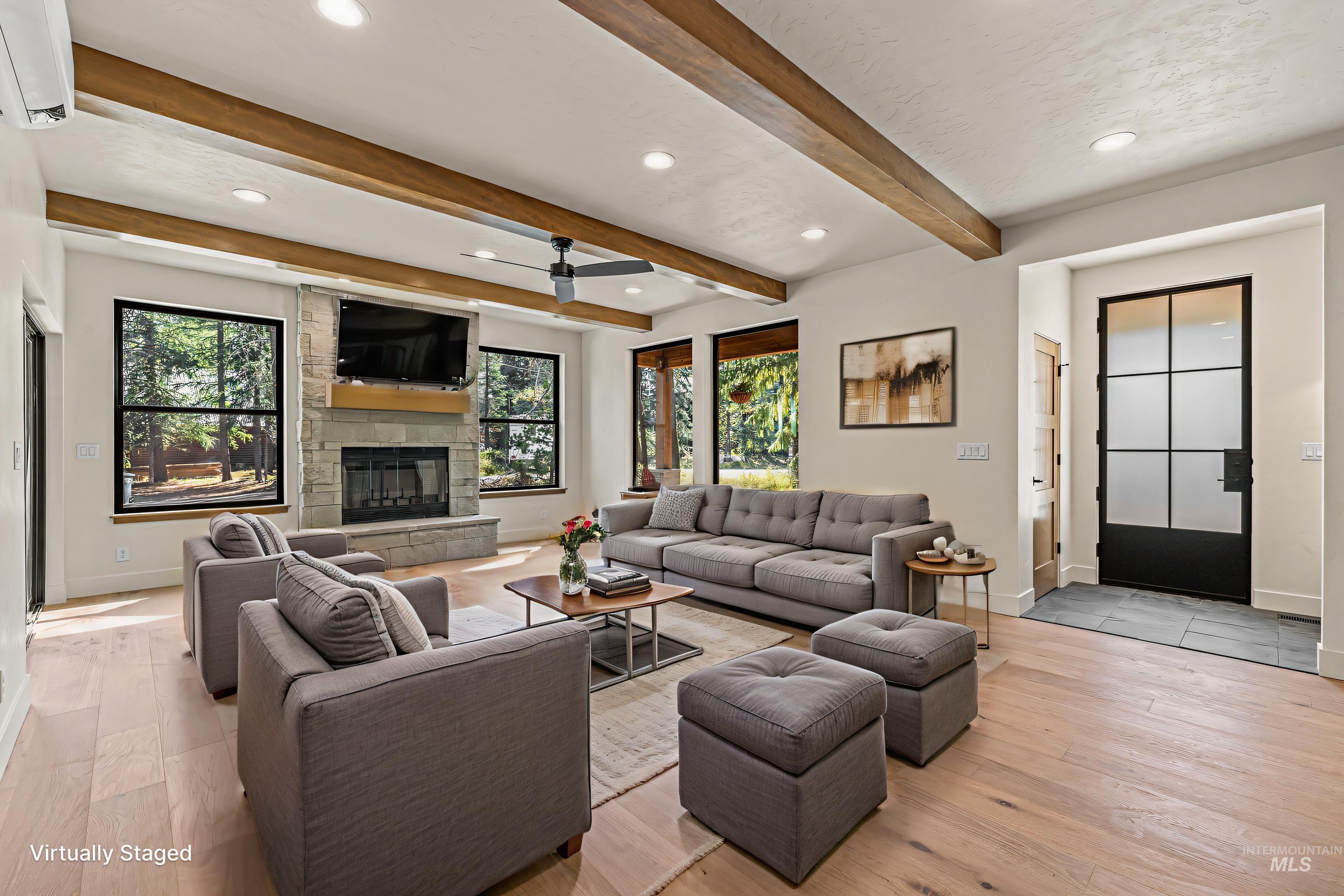 12850 Aurora, Donnelly, Idaho 83615, 3 Bedrooms, 2.5 Bathrooms, Residential For Sale, Price $995,000, 98976543