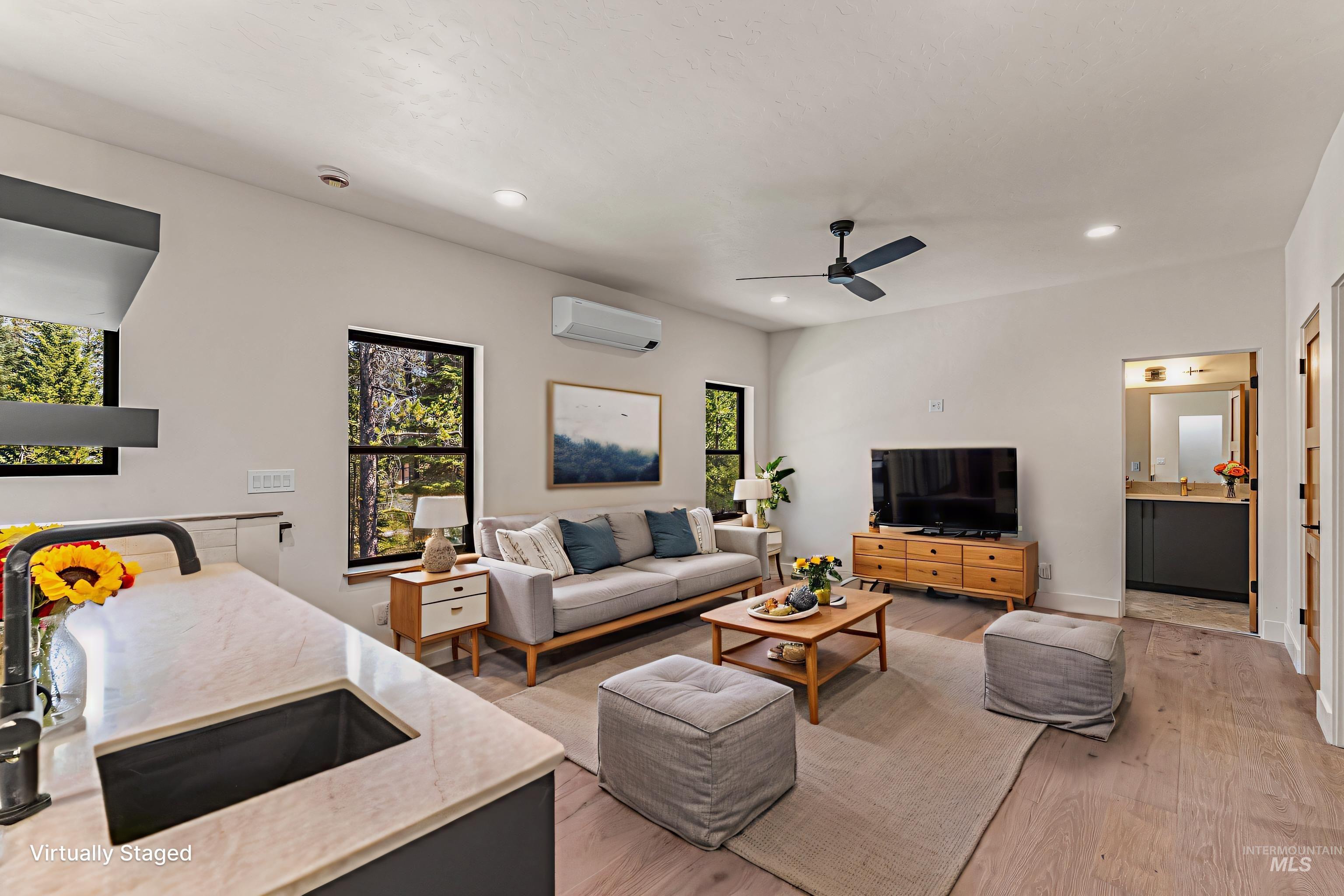 12850 Aurora, Donnelly, Idaho 83615, 3 Bedrooms, 2.5 Bathrooms, Residential For Sale, Price $995,000, 98976543