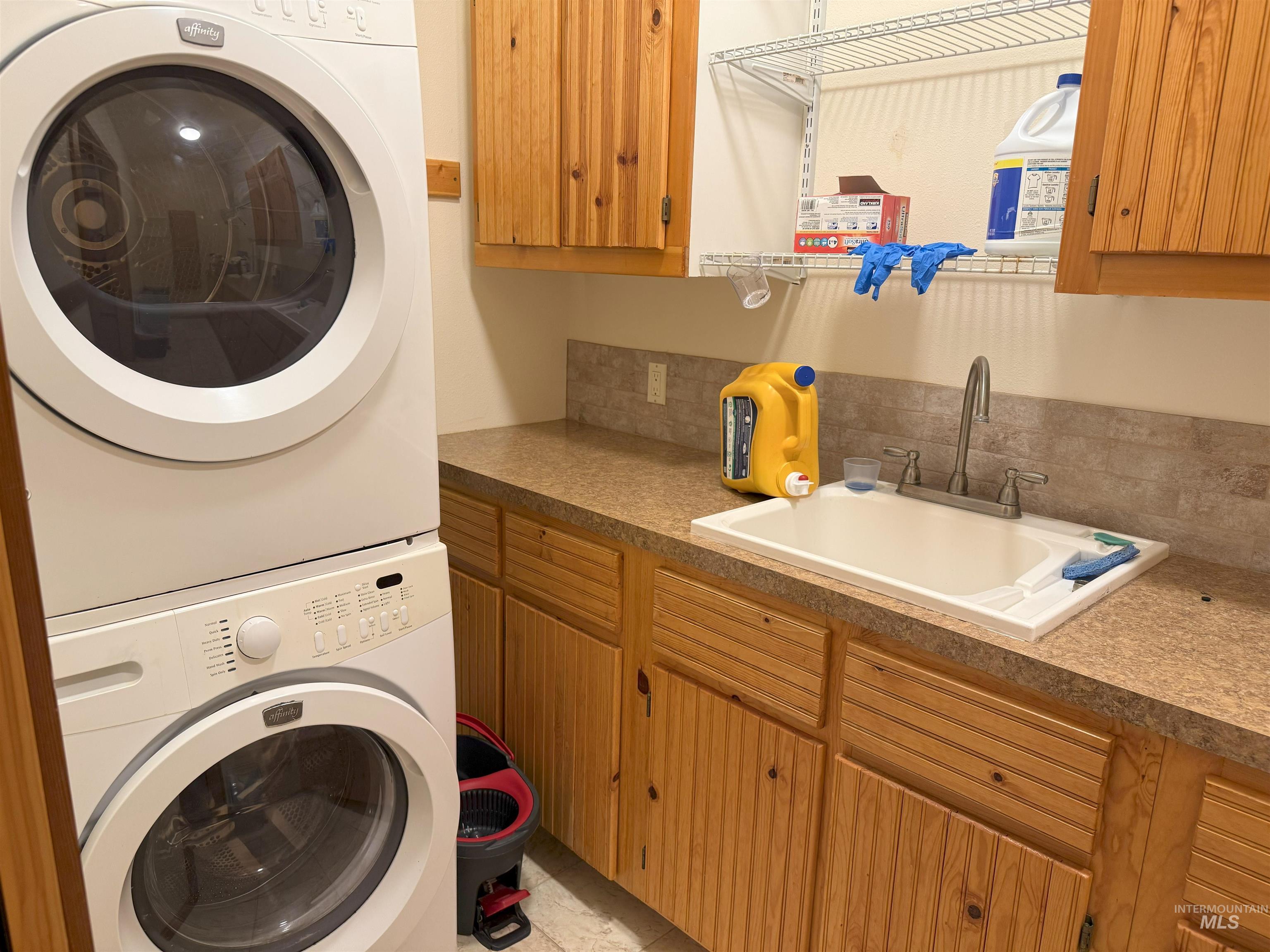 121 Ought 7, Kooskia, Idaho 83539, 3 Bedrooms, 2.5 Bathrooms, Residential For Sale, Price $875,000, 98976544