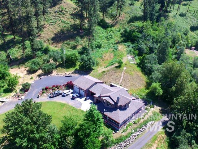 121 Ought 7, Kooskia, Idaho 83539, 3 Bedrooms, 2.5 Bathrooms, Residential For Sale, Price $875,000, 98976544
