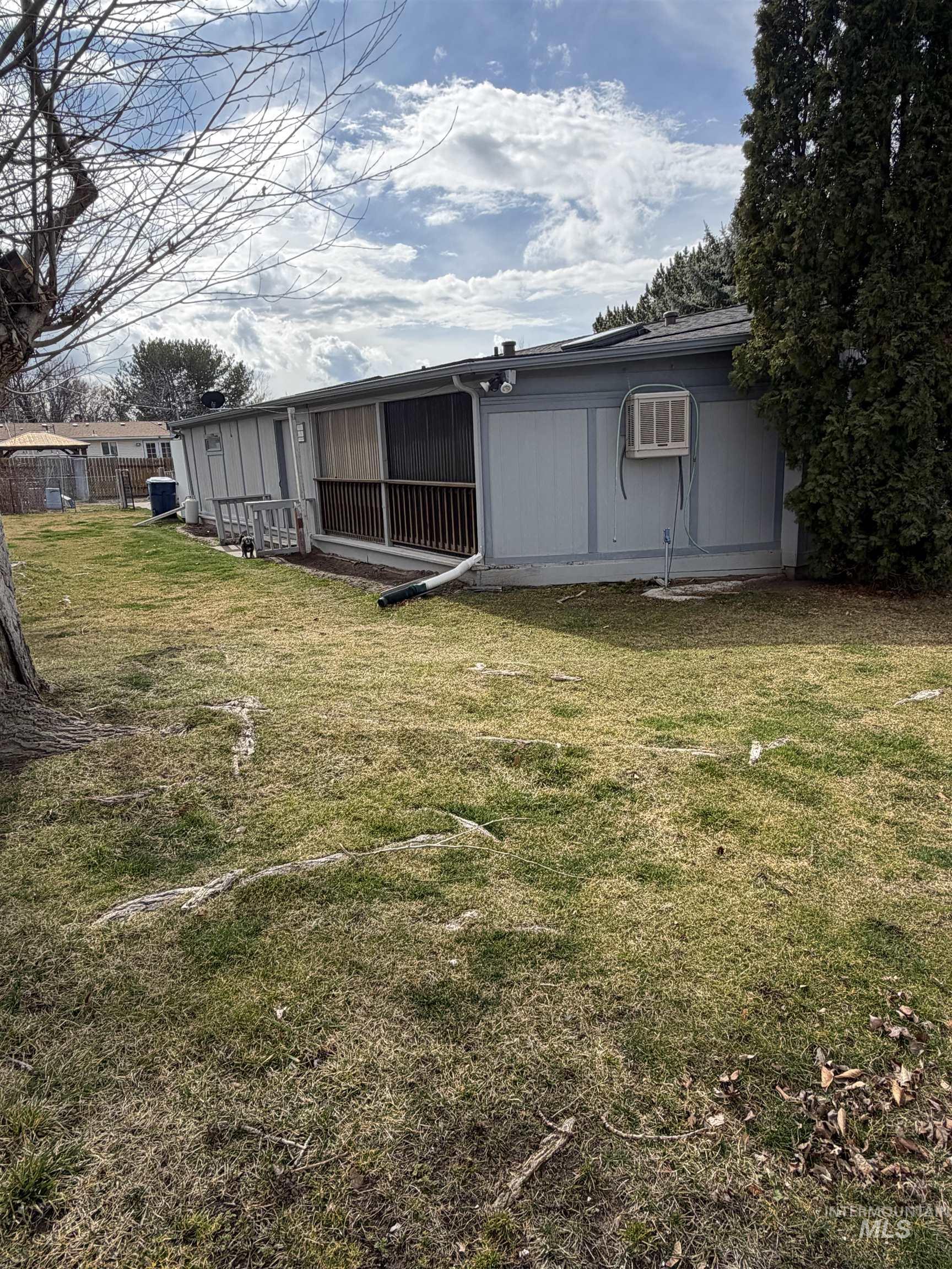 151 Quicksilver Ave., Hagerman, Idaho 83332, 3 Bedrooms, 2 Bathrooms, Residential For Sale, Price $350,000, 98976545