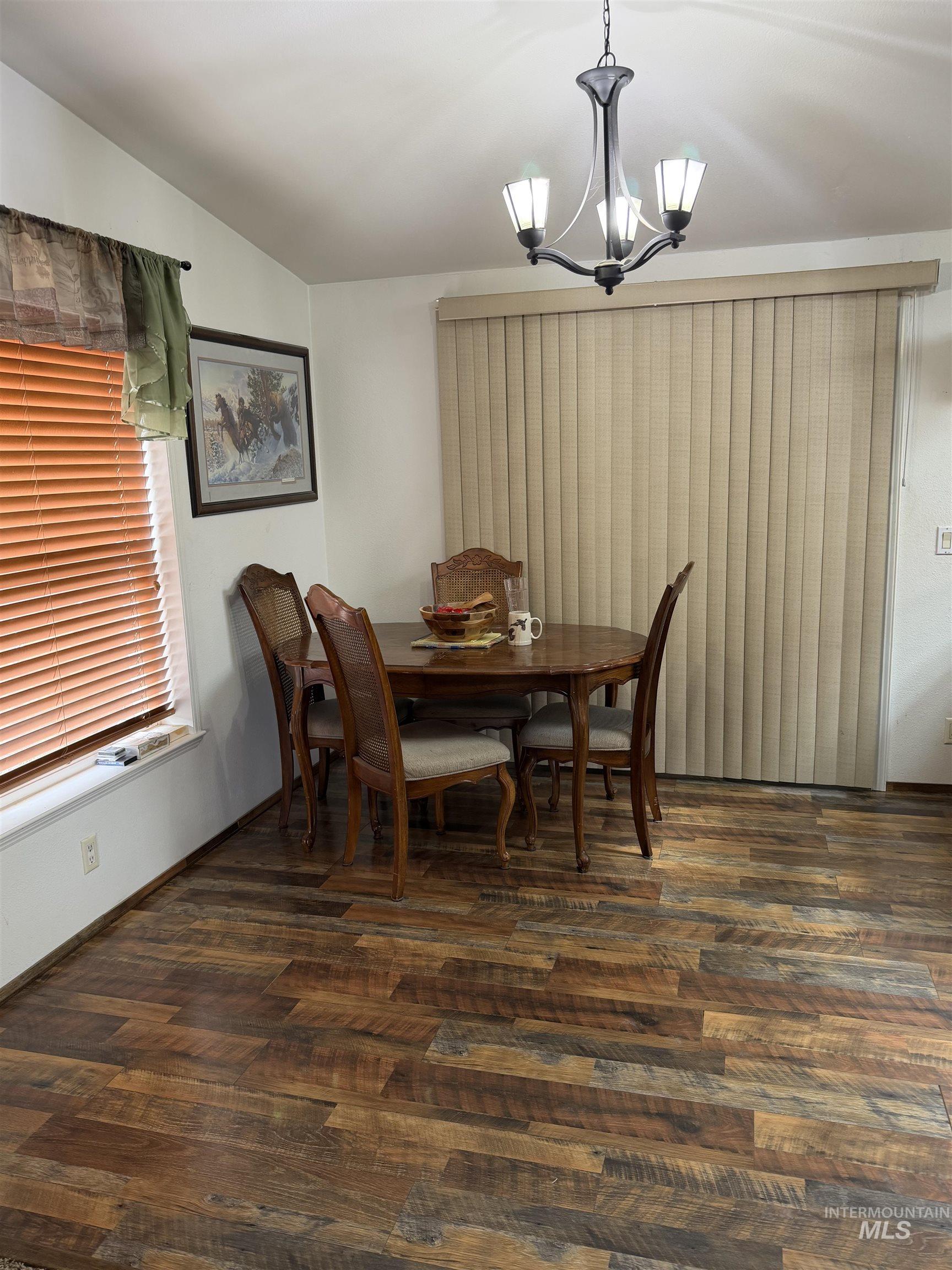 151 Quicksilver Ave., Hagerman, Idaho 83332, 3 Bedrooms, 2 Bathrooms, Residential For Sale, Price $350,000, 98976545