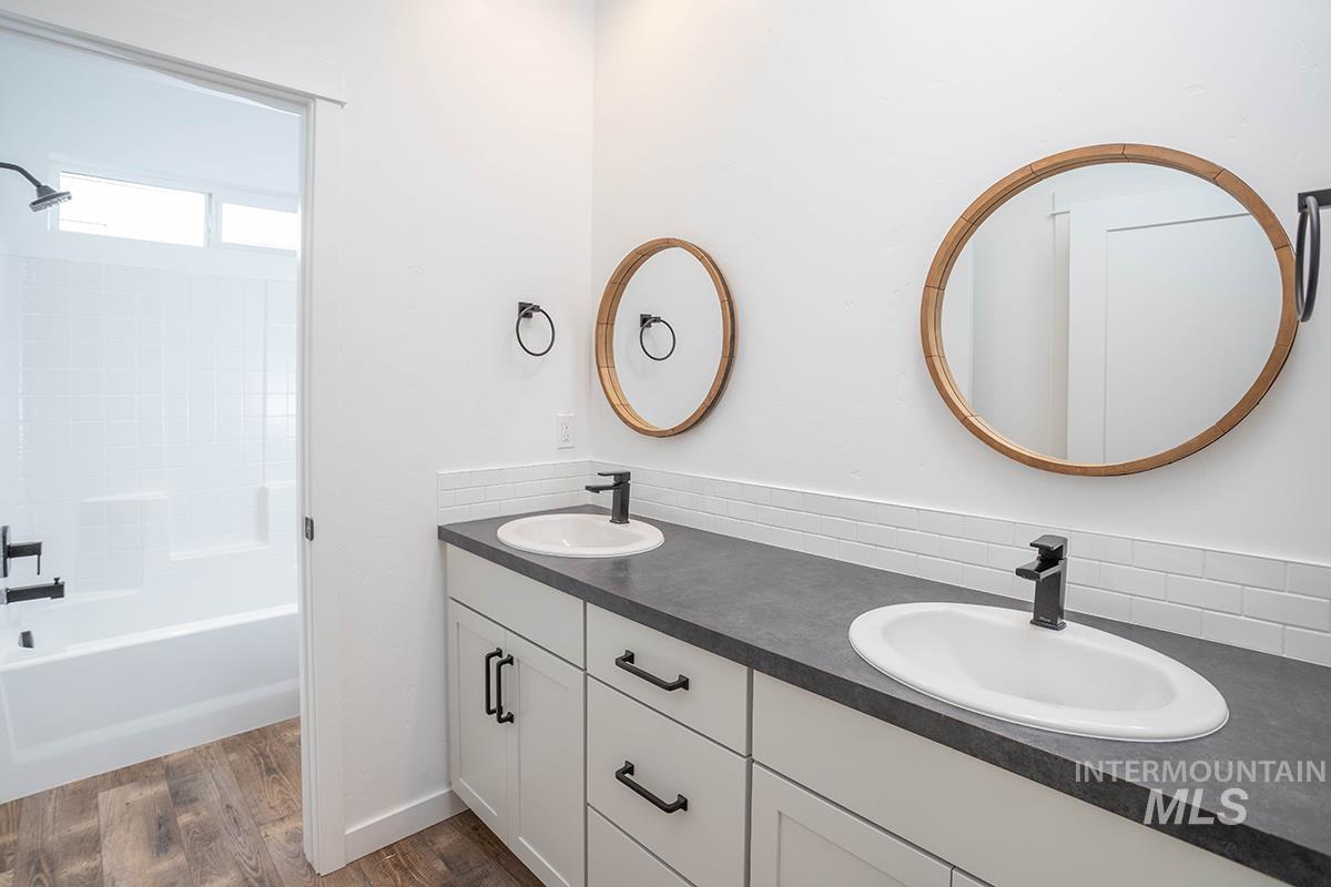 771 E Bissett St, Meridian, Idaho 83642, 4 Bedrooms, 2.5 Bathrooms, Residential For Sale, Price $549,900, 98976550