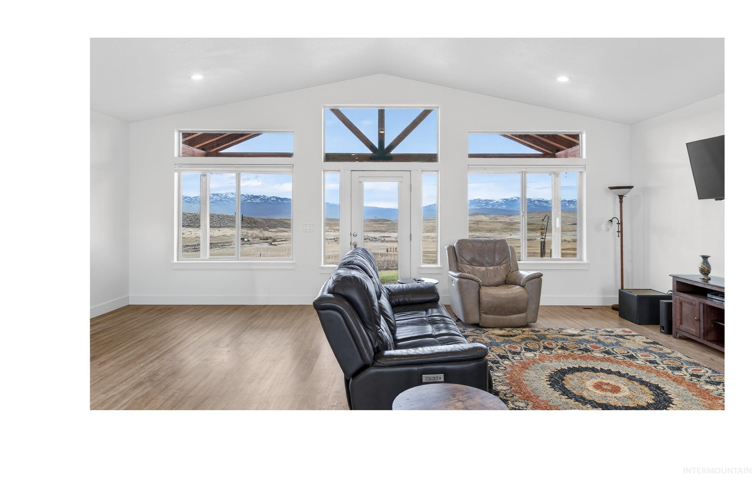 1854 Jacks Rd, Midvale, Idaho 83645, 3 Bedrooms, 2 Bathrooms, Residential For Sale, Price $869,000, 98976553