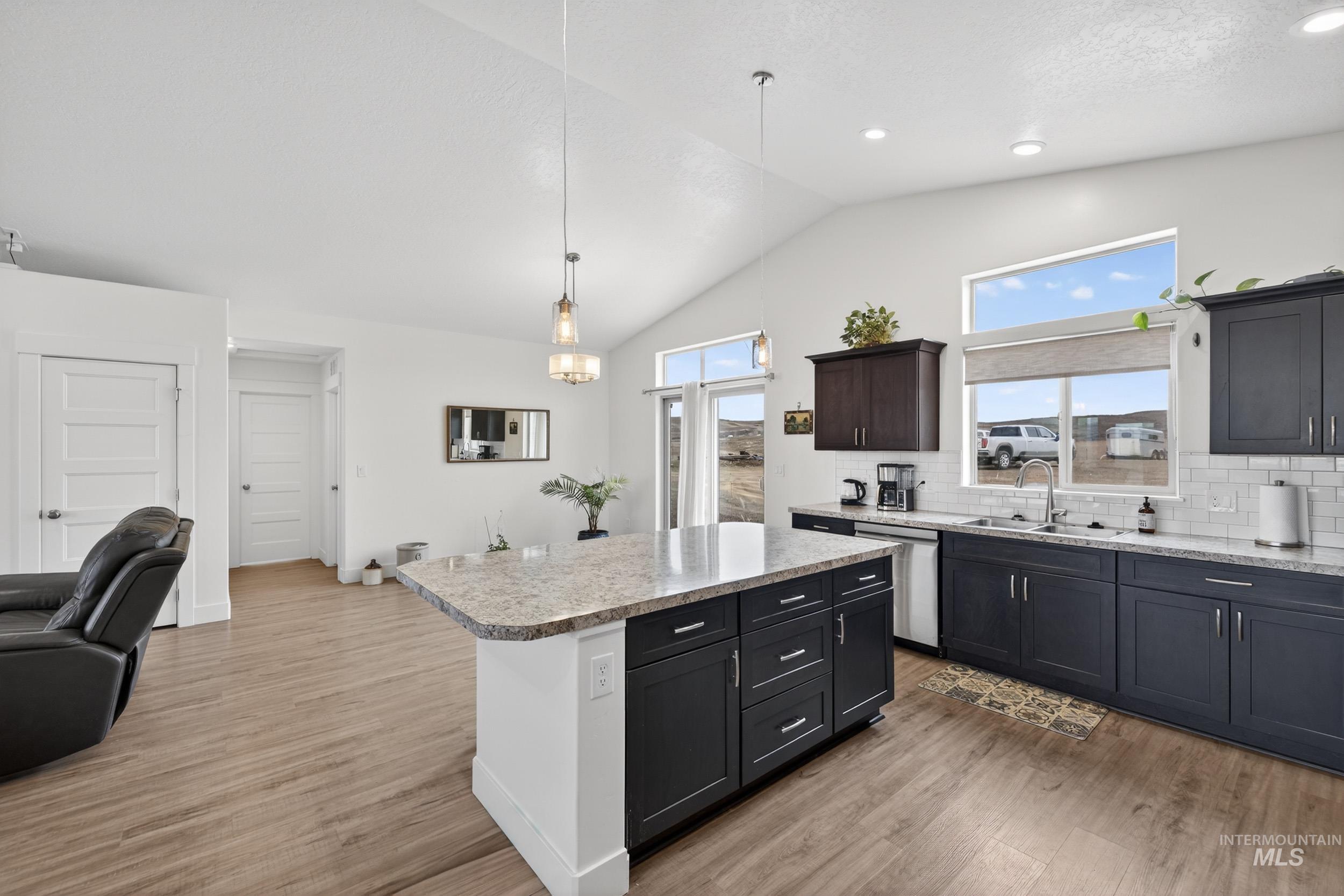 1854 Jacks Rd, Midvale, Idaho 83645, 3 Bedrooms, 2 Bathrooms, Residential For Sale, Price $869,000, 98976553