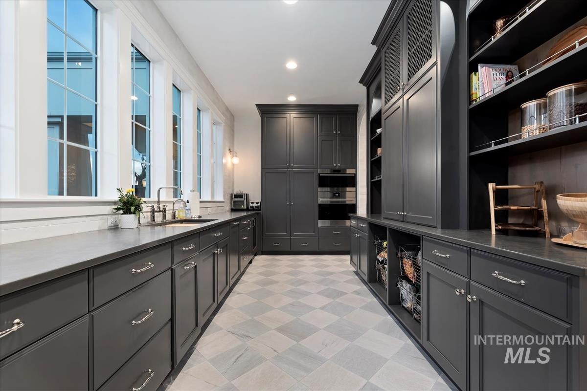 5032 W Oakford Dr., Meridian, Idaho 83646, 5 Bedrooms, 3.5 Bathrooms, Residential For Sale, Price $3,999,900,MLS 98976555