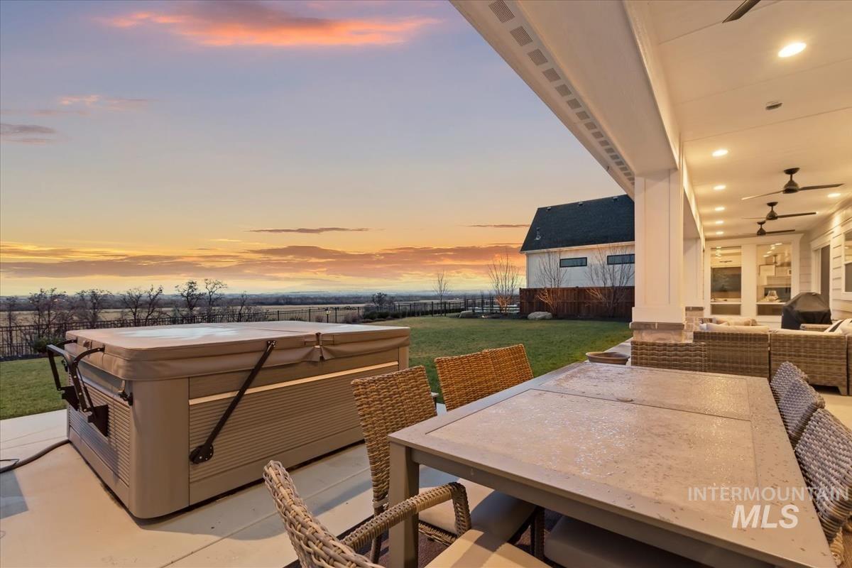 5032 W Oakford Dr., Meridian, Idaho 83646, 5 Bedrooms, 3.5 Bathrooms, Residential For Sale, Price $3,999,900,MLS 98976555