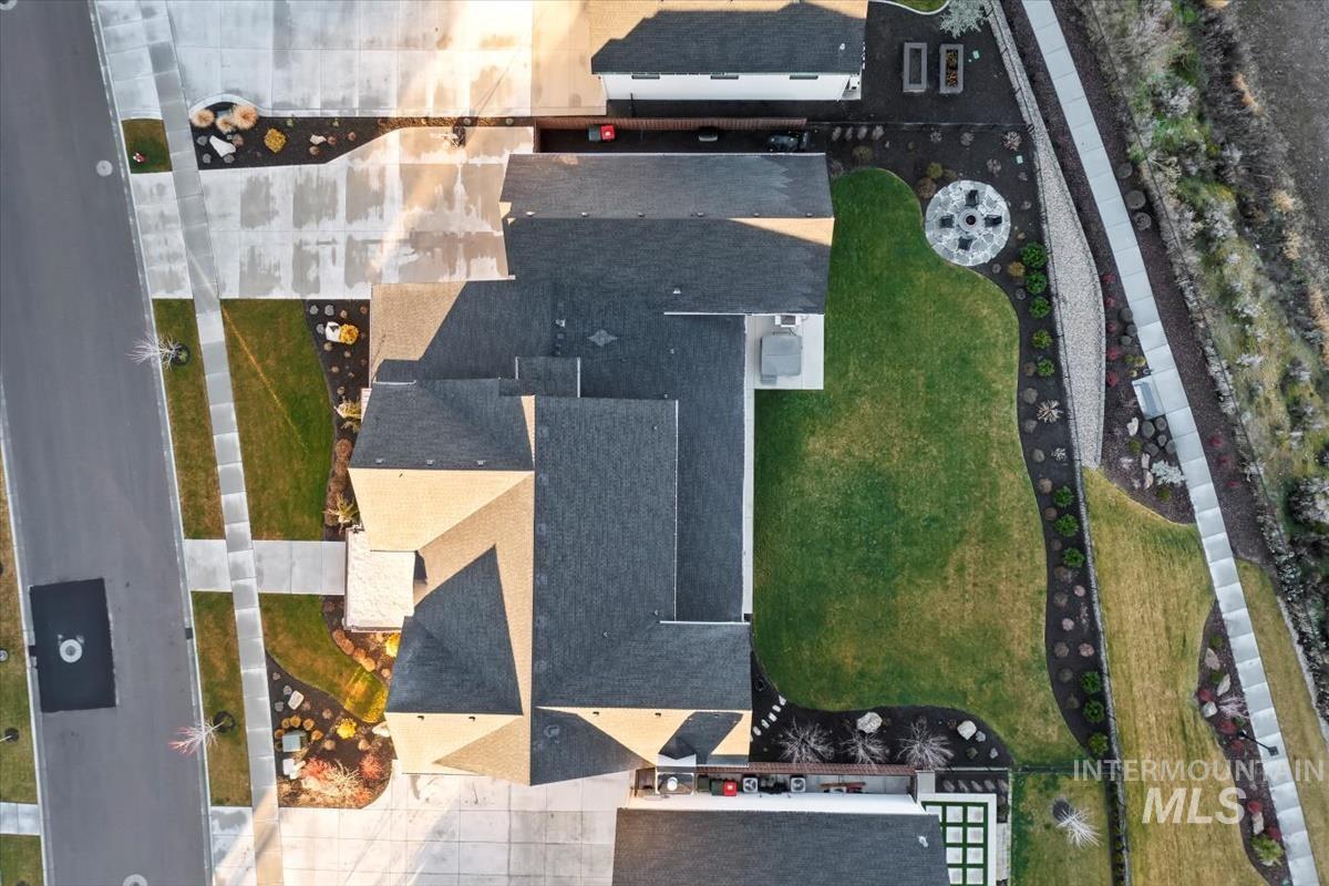 5032 W Oakford Dr., Meridian, Idaho 83646, 5 Bedrooms, 3.5 Bathrooms, Residential For Sale, Price $3,999,900,MLS 98976555