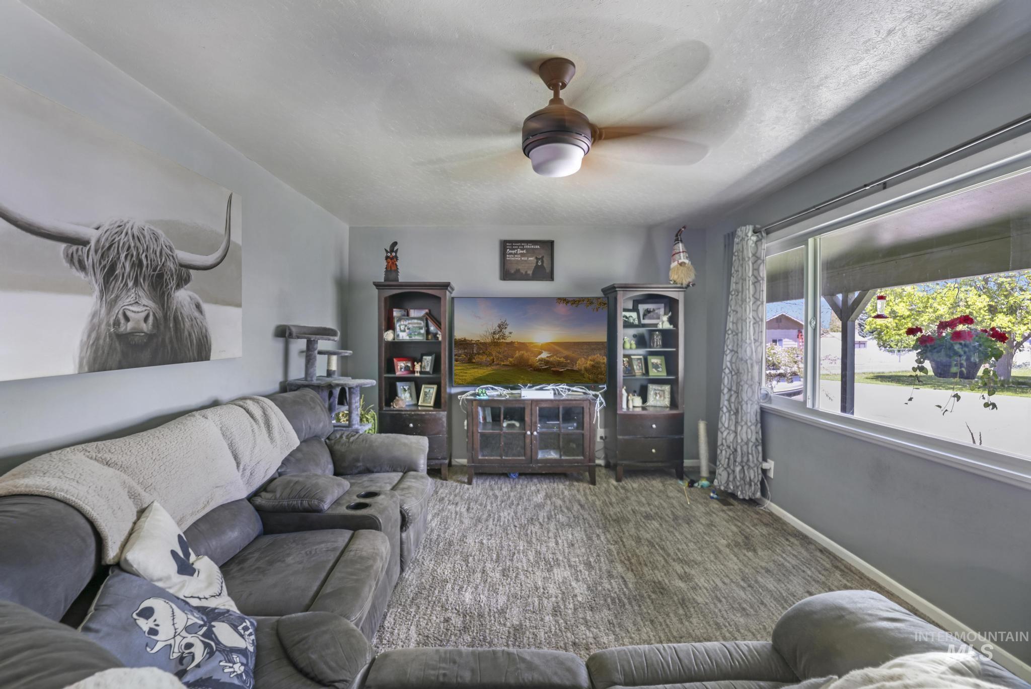 321 Dennis Drive, Burley, Idaho 83318-0000, 5 Bedrooms, 2 Bathrooms, Residential For Sale, Price $363,000, 98976560