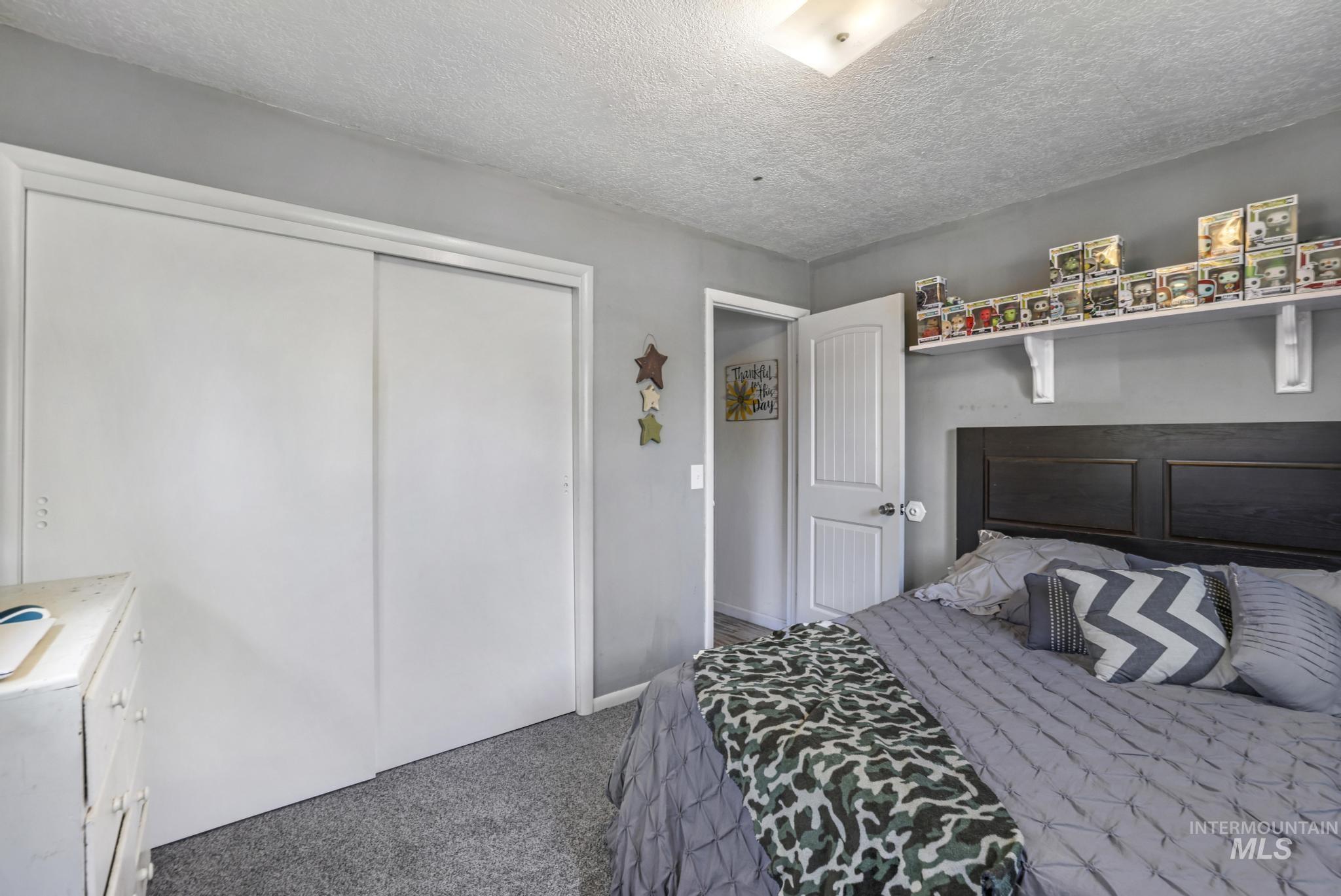 321 Dennis Drive, Burley, Idaho 83318-0000, 5 Bedrooms, 2 Bathrooms, Residential For Sale, Price $363,000, 98976560