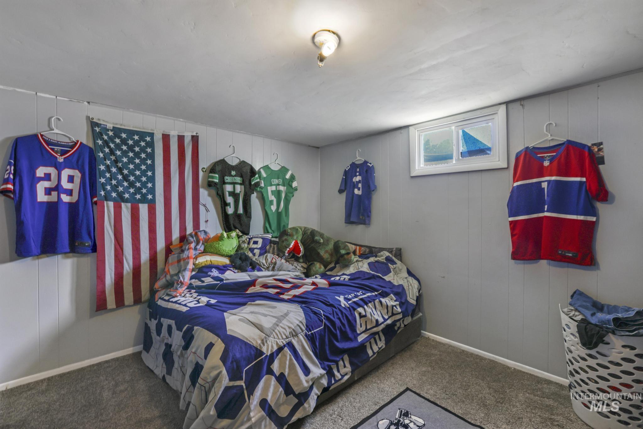 321 Dennis Drive, Burley, Idaho 83318-0000, 5 Bedrooms, 2 Bathrooms, Residential For Sale, Price $363,000, 98976560