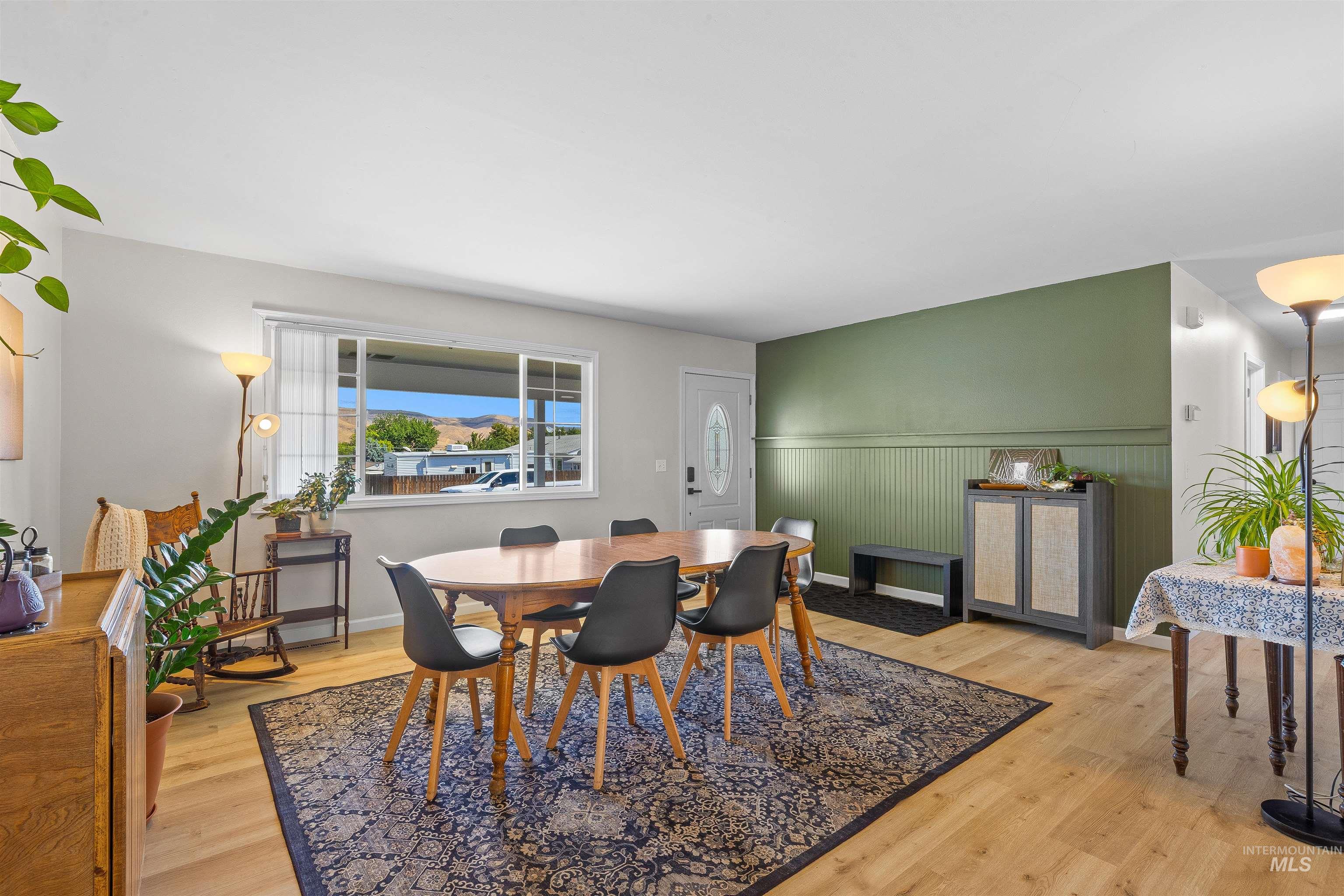 1220 18th Avenue, Lewiston, Idaho 83501, 5 Bedrooms, 3 Bathrooms, Residential For Sale, Price $409,000, 98976564