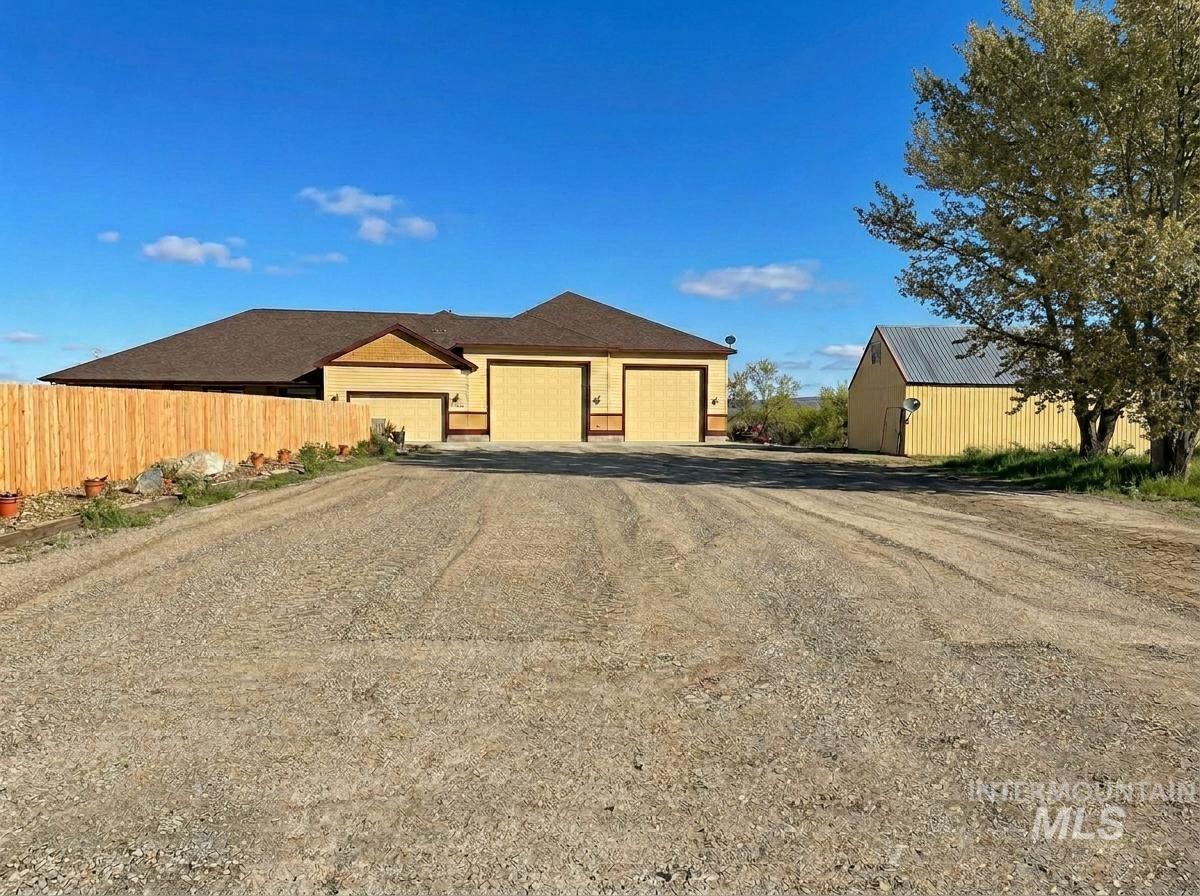 25792 River Road, Grand View, Idaho 83624, 3 Bedrooms, 2 Bathrooms, Residential For Sale, Price $1,480,900, 98976565
