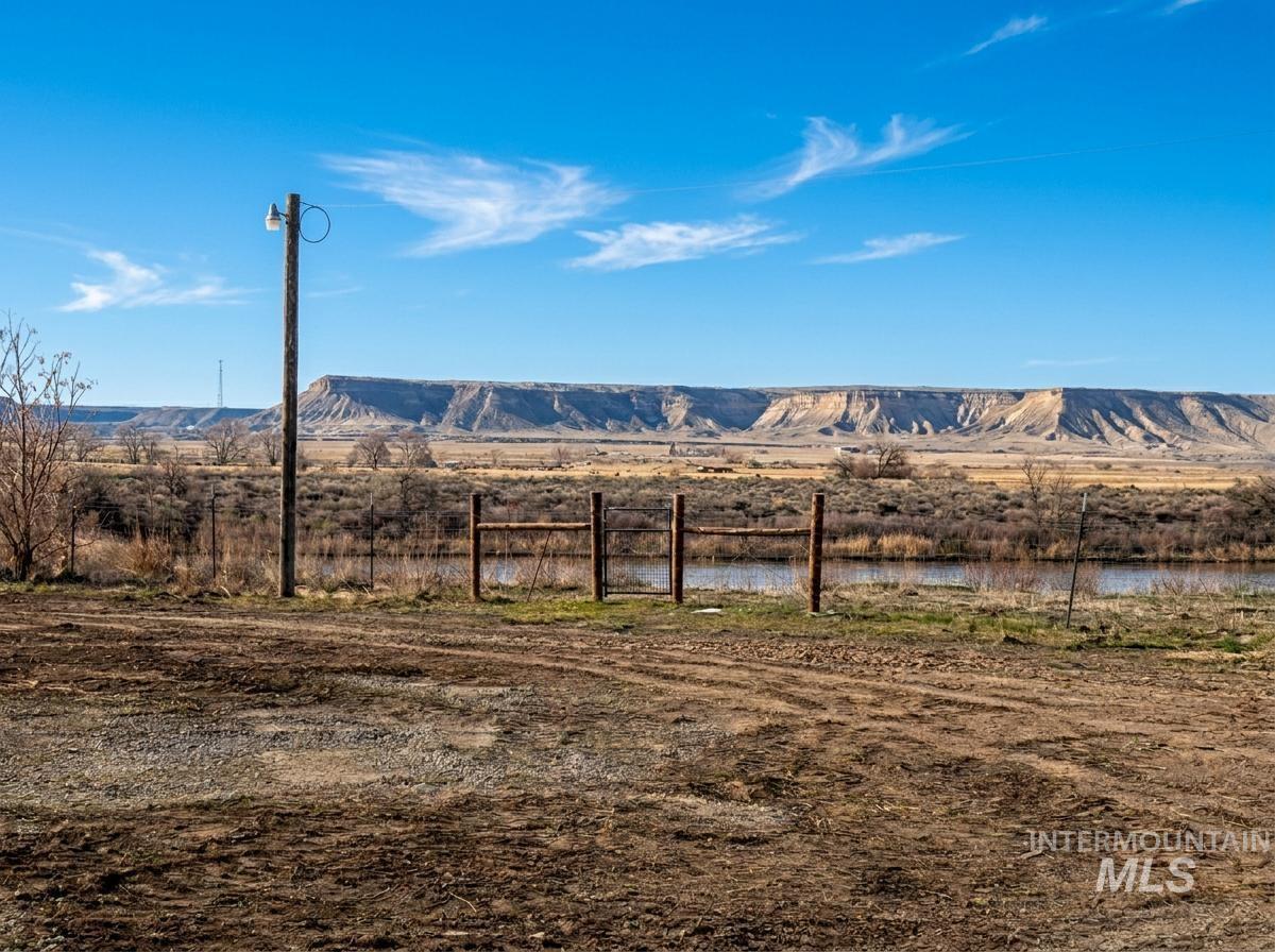 25792 River Road, Grand View, Idaho 83624, 3 Bedrooms, 2 Bathrooms, Residential For Sale, Price $1,480,900, 98976565