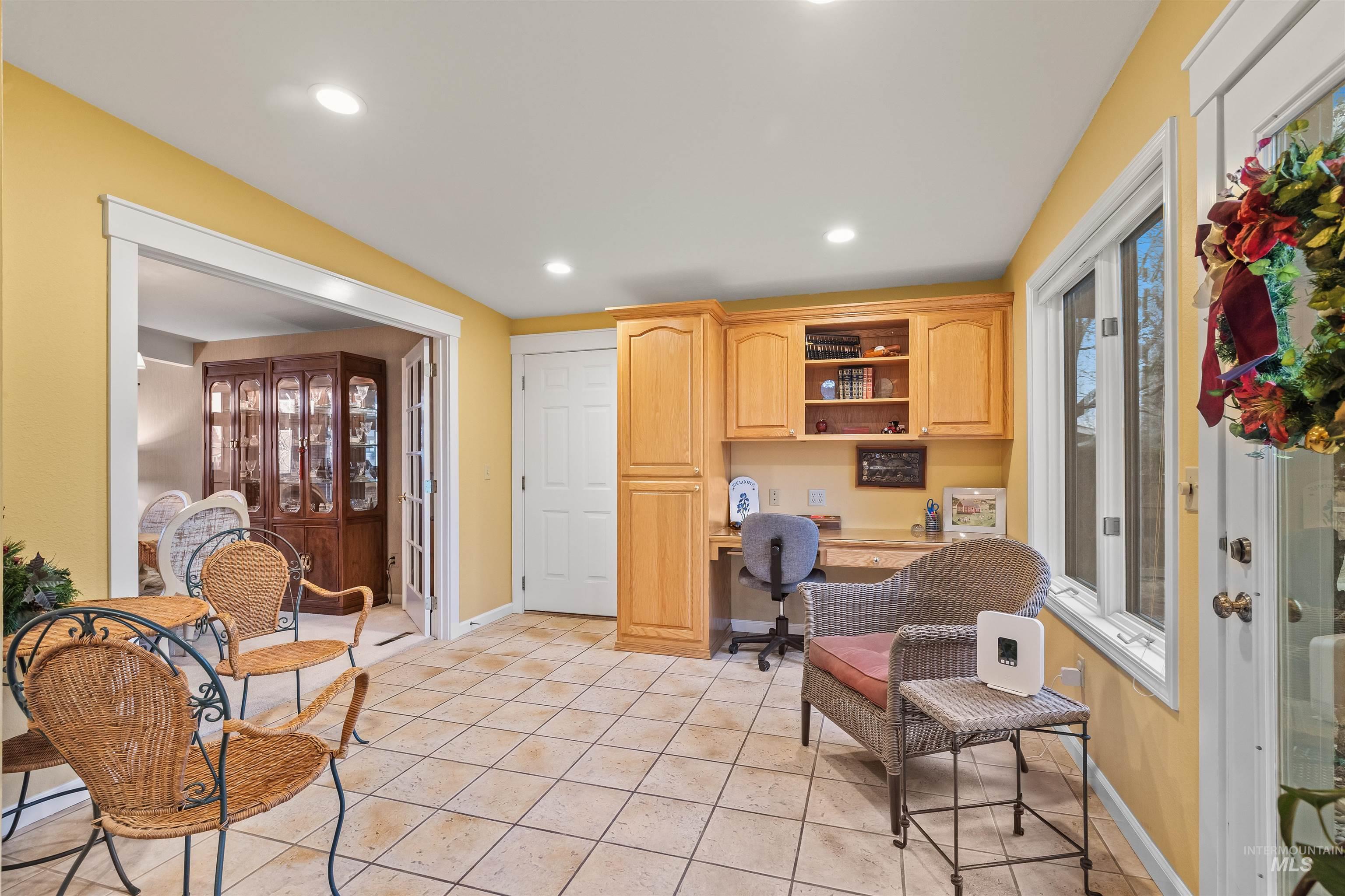 629 Airway Avenue, Lewiston, Idaho 83501, 3 Bedrooms, 2.5 Bathrooms, Residential For Sale, Price $639,900, 98976566