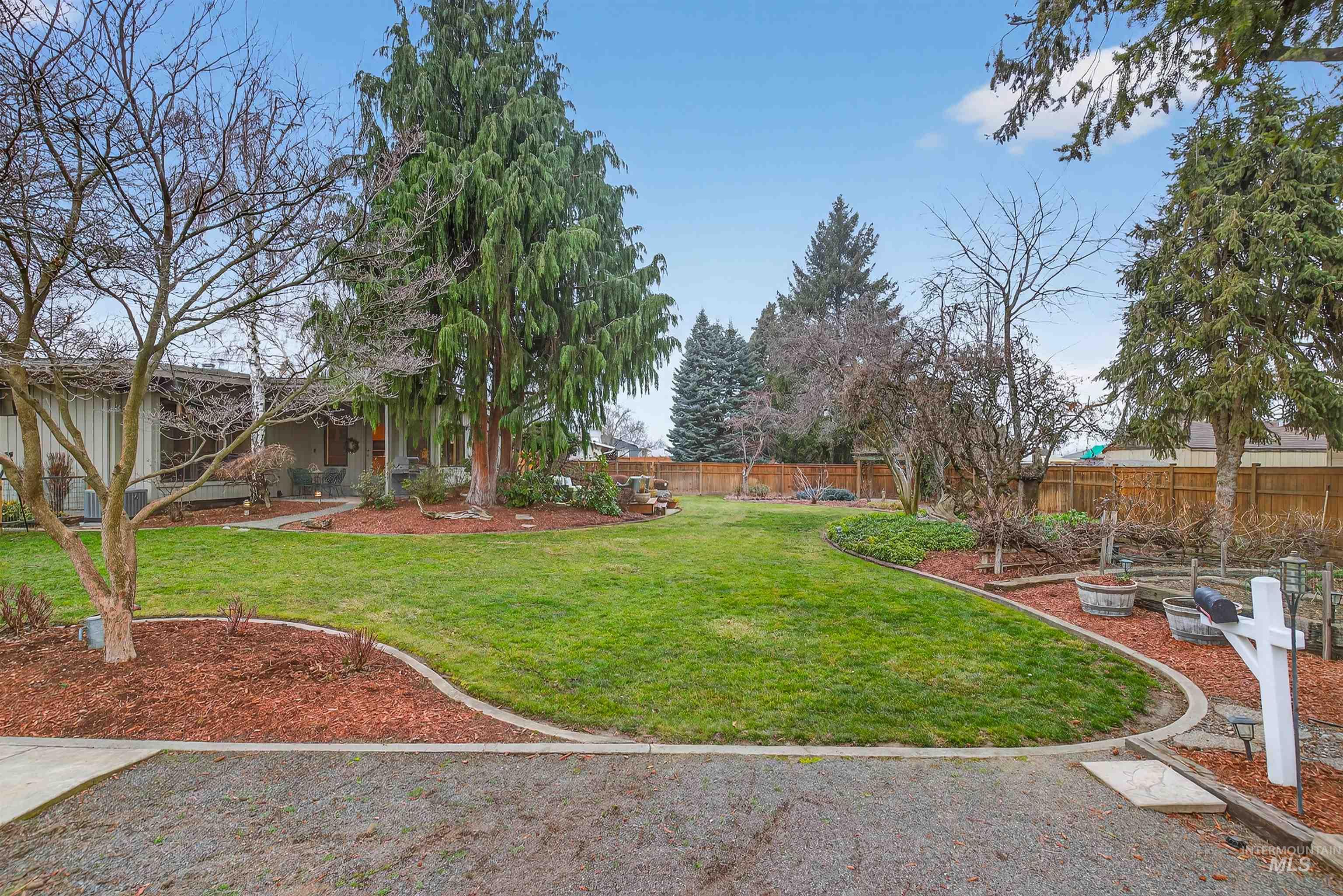 629 Airway Avenue, Lewiston, Idaho 83501, 3 Bedrooms, 2.5 Bathrooms, Residential For Sale, Price $639,900, 98976566