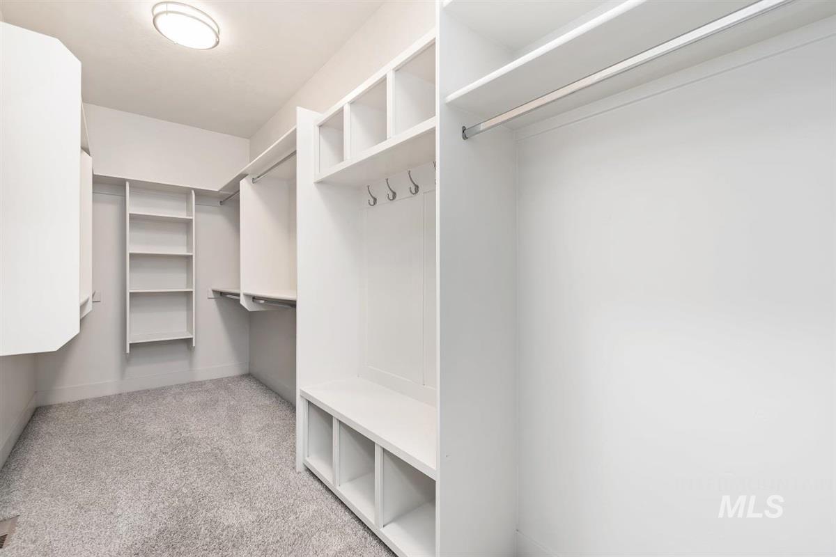 9580 W Ringle Creek, Star, Idaho 83669, 3 Bedrooms, 2 Bathrooms, Residential For Sale, Price $724,900, 98976570