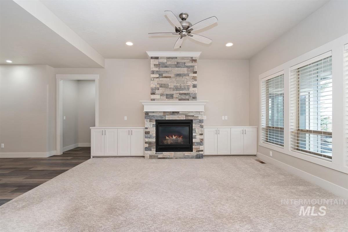 9580 W Ringle Creek, Star, Idaho 83669, 3 Bedrooms, 2 Bathrooms, Residential For Sale, Price $724,900, 98976570