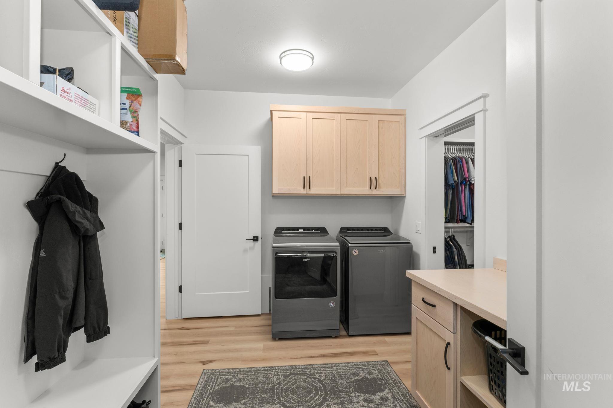 642 Clear Springs St, Burley, Idaho 83318, 4 Bedrooms, 2 Bathrooms, Residential For Sale, Price $605,000, 98976572