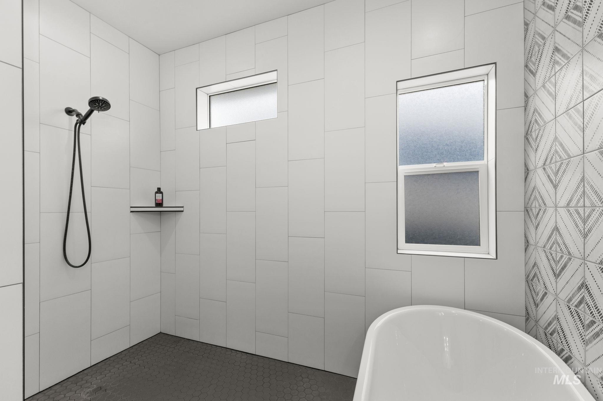 642 Clear Springs St, Burley, Idaho 83318, 4 Bedrooms, 2 Bathrooms, Residential For Sale, Price $599,900,MLS 98976572