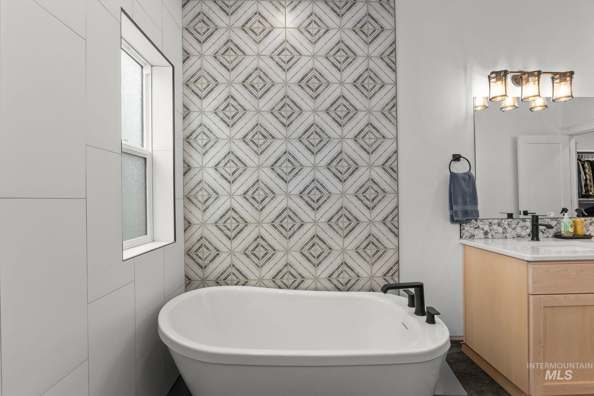 642 Clear Springs St, Burley, Idaho 83318, 4 Bedrooms, 2 Bathrooms, Residential For Sale, Price $599,900,MLS 98976572