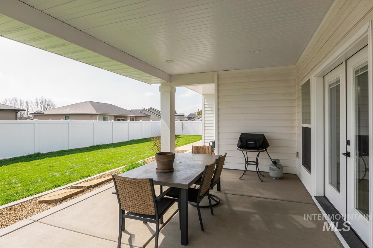 642 Clear Springs St, Burley, Idaho 83318, 4 Bedrooms, 2 Bathrooms, Residential For Sale, Price $595,900,MLS 98976572