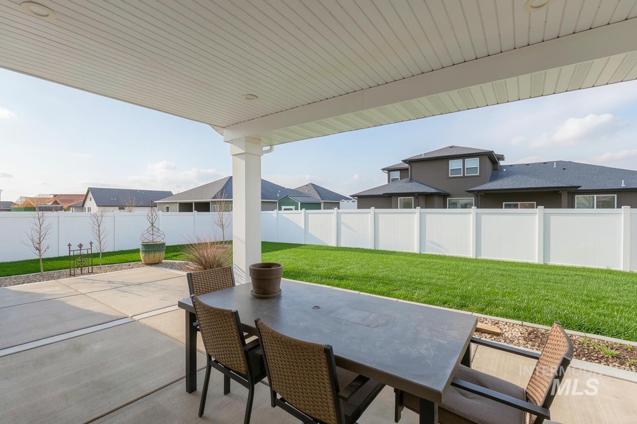 642 Clear Springs St, Burley, Idaho 83318, 4 Bedrooms, 2 Bathrooms, Residential For Sale, Price $595,900,MLS 98976572