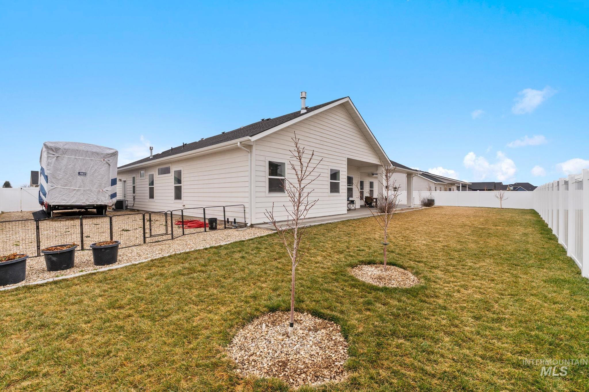 642 Clear Springs St, Burley, Idaho 83318, 4 Bedrooms, 2 Bathrooms, Residential For Sale, Price $605,000, 98976572