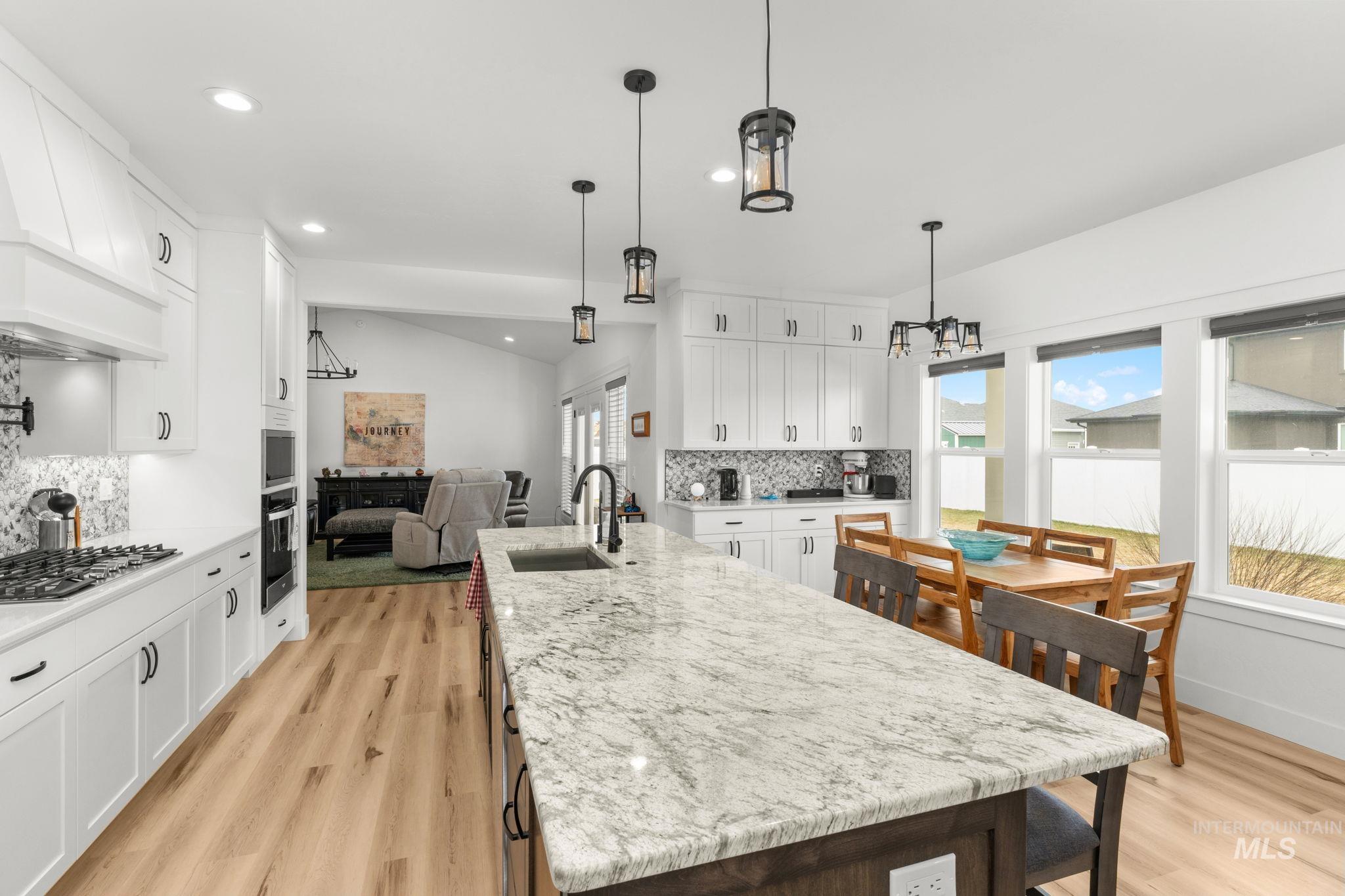 642 Clear Springs St, Burley, Idaho 83318, 4 Bedrooms, 2 Bathrooms, Residential For Sale, Price $599,900,MLS 98976572