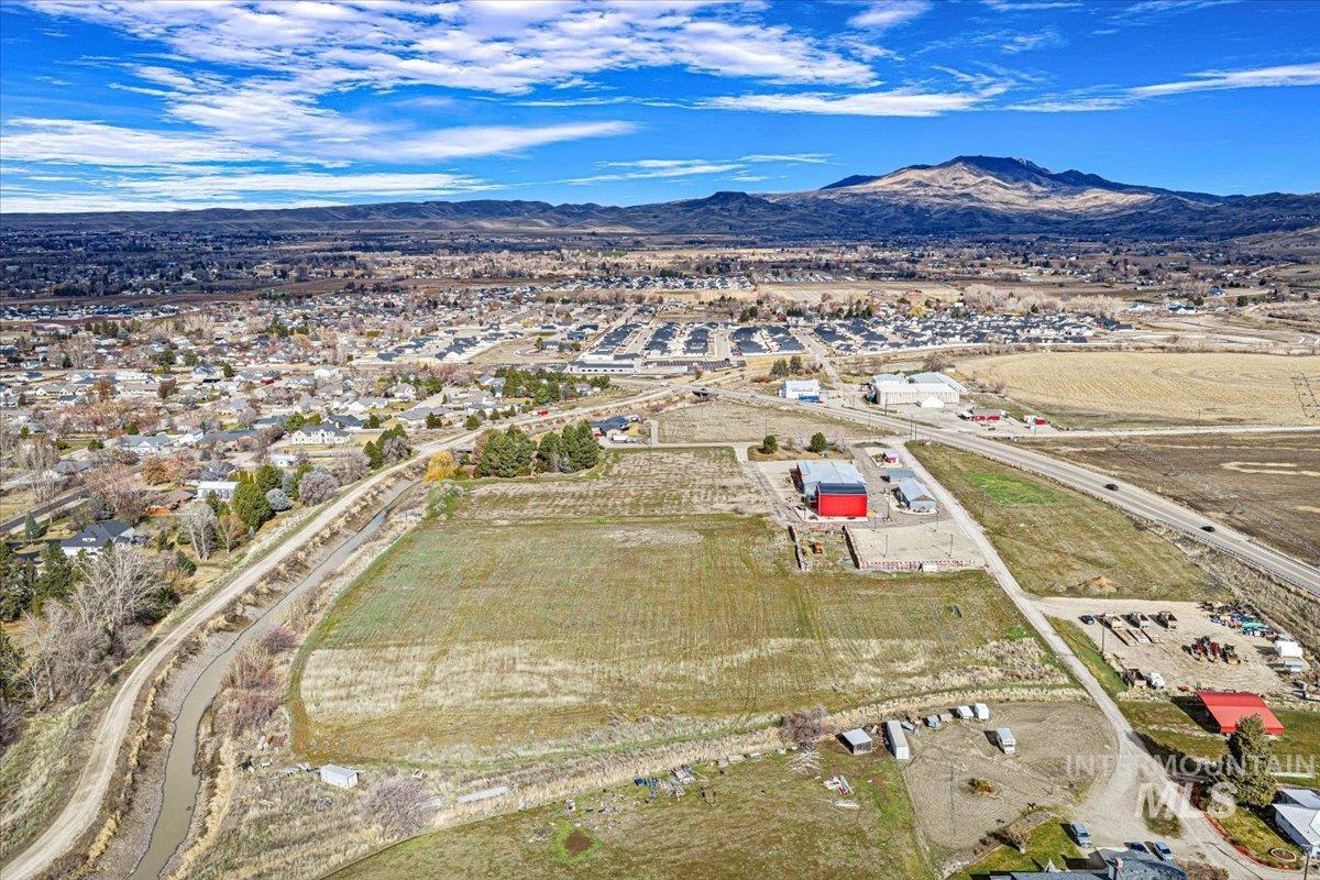 2731 Cherry Ln, Emmett, Idaho 83617, Business/Commercial For Sale, Price $3,000,000,MLS 98976578