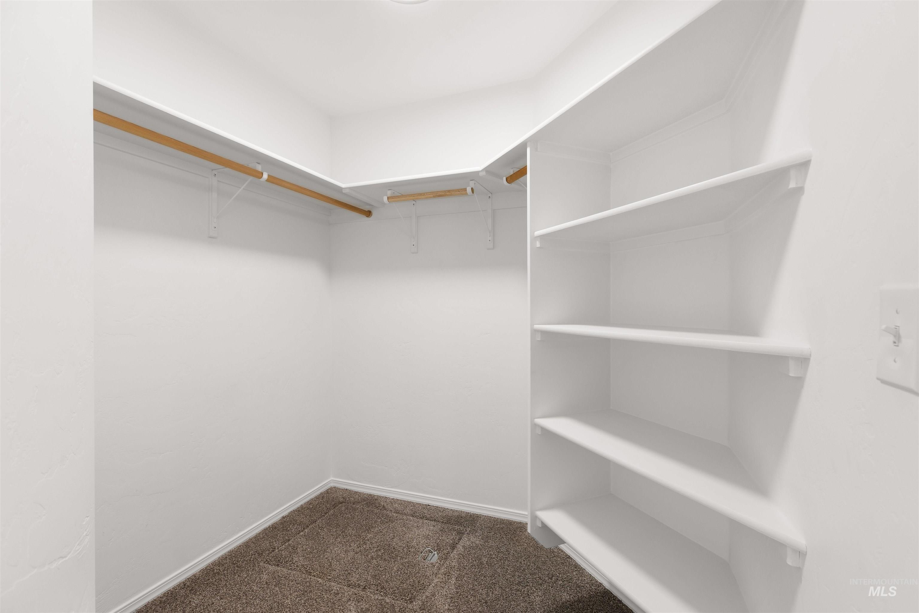 19593 Delmarva Ave, Caldwell, Idaho 83605, 3 Bedrooms, 2 Bathrooms, Residential For Sale, Price $392,500, 98976580