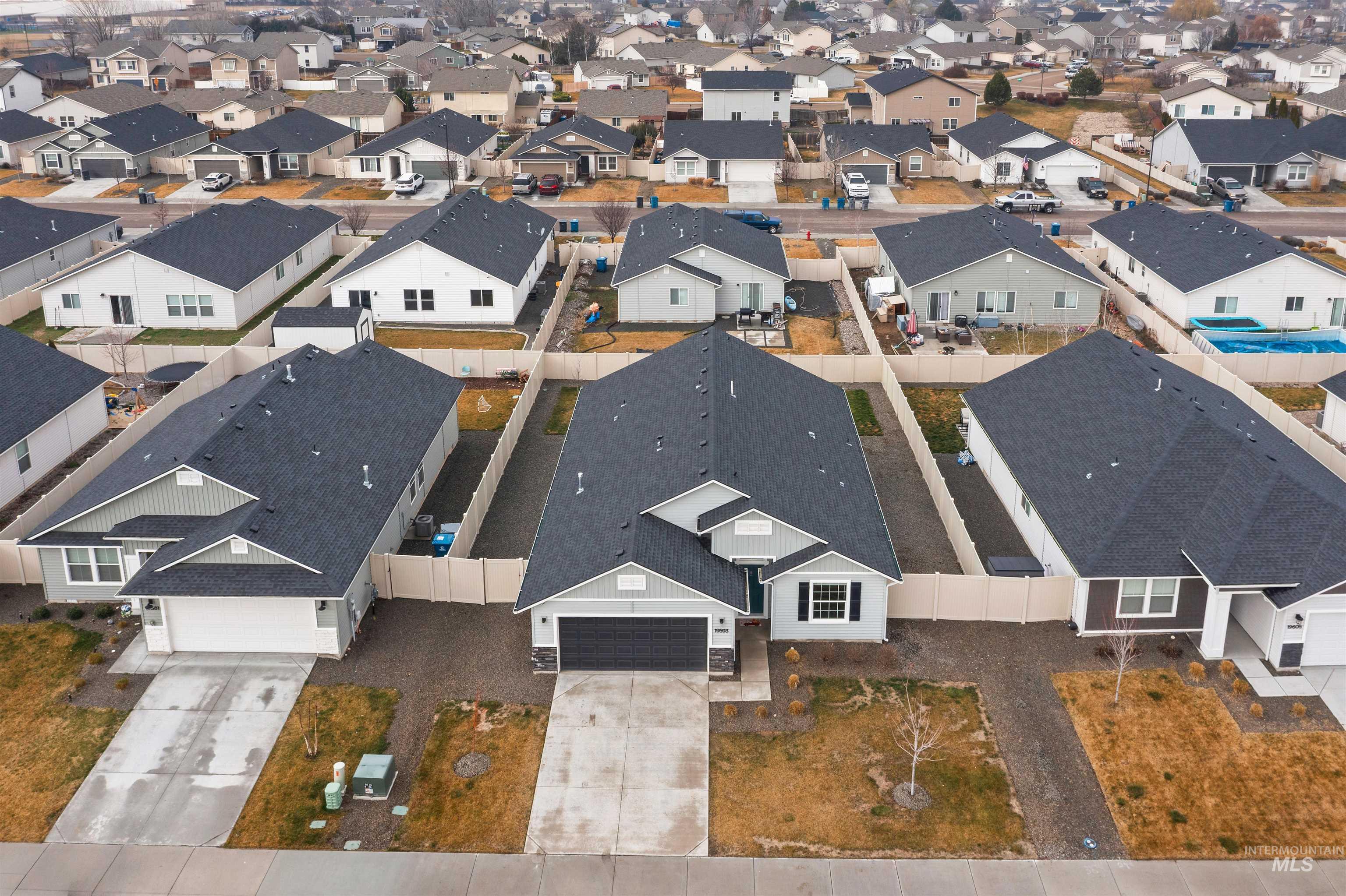 19593 Delmarva Ave, Caldwell, Idaho 83605, 3 Bedrooms, 2 Bathrooms, Residential For Sale, Price $392,500, 98976580